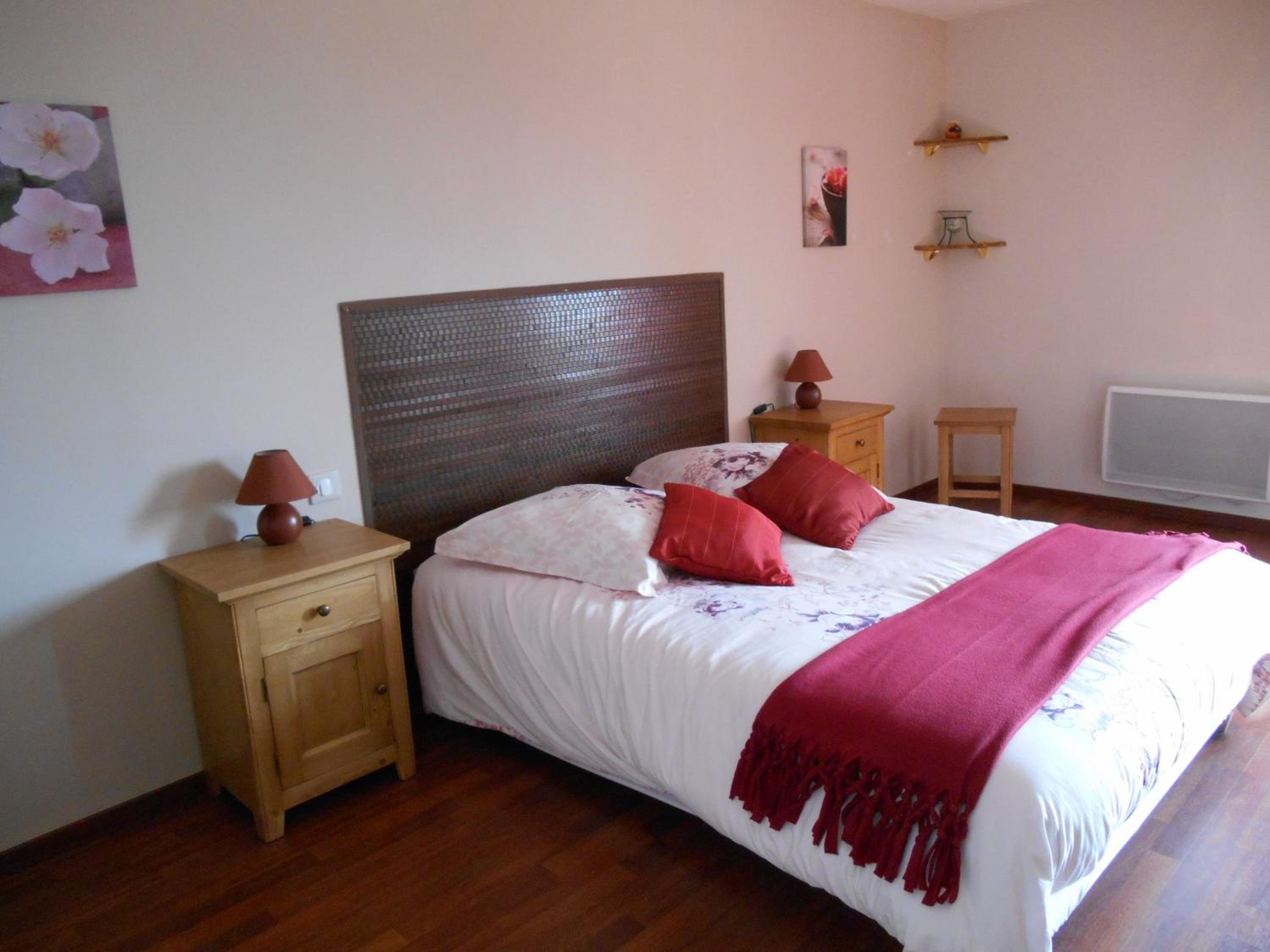 Large Double Room photo 3