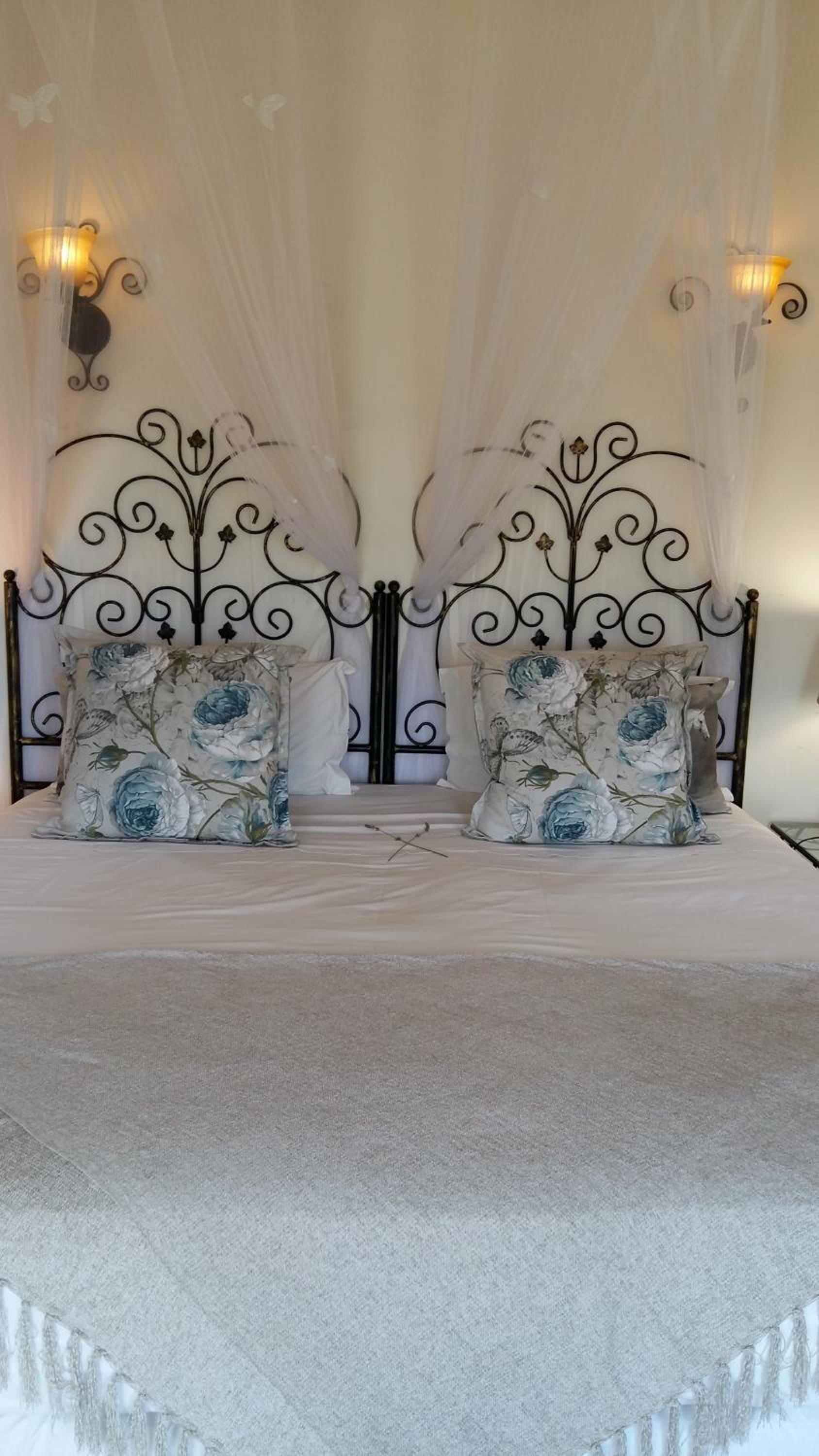 Double or Twin Room - Photo 1