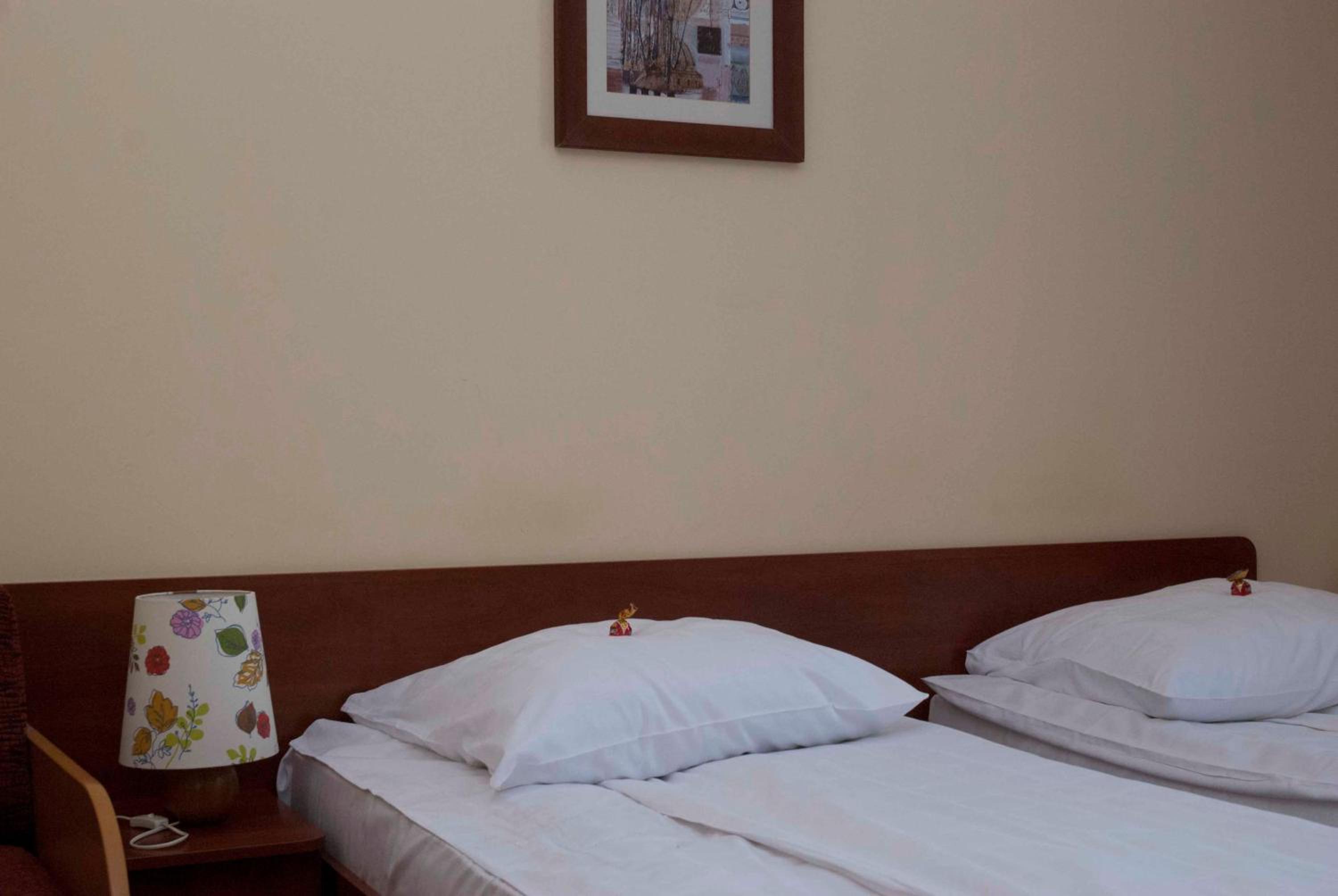 Classic Twin Room - Photo 5