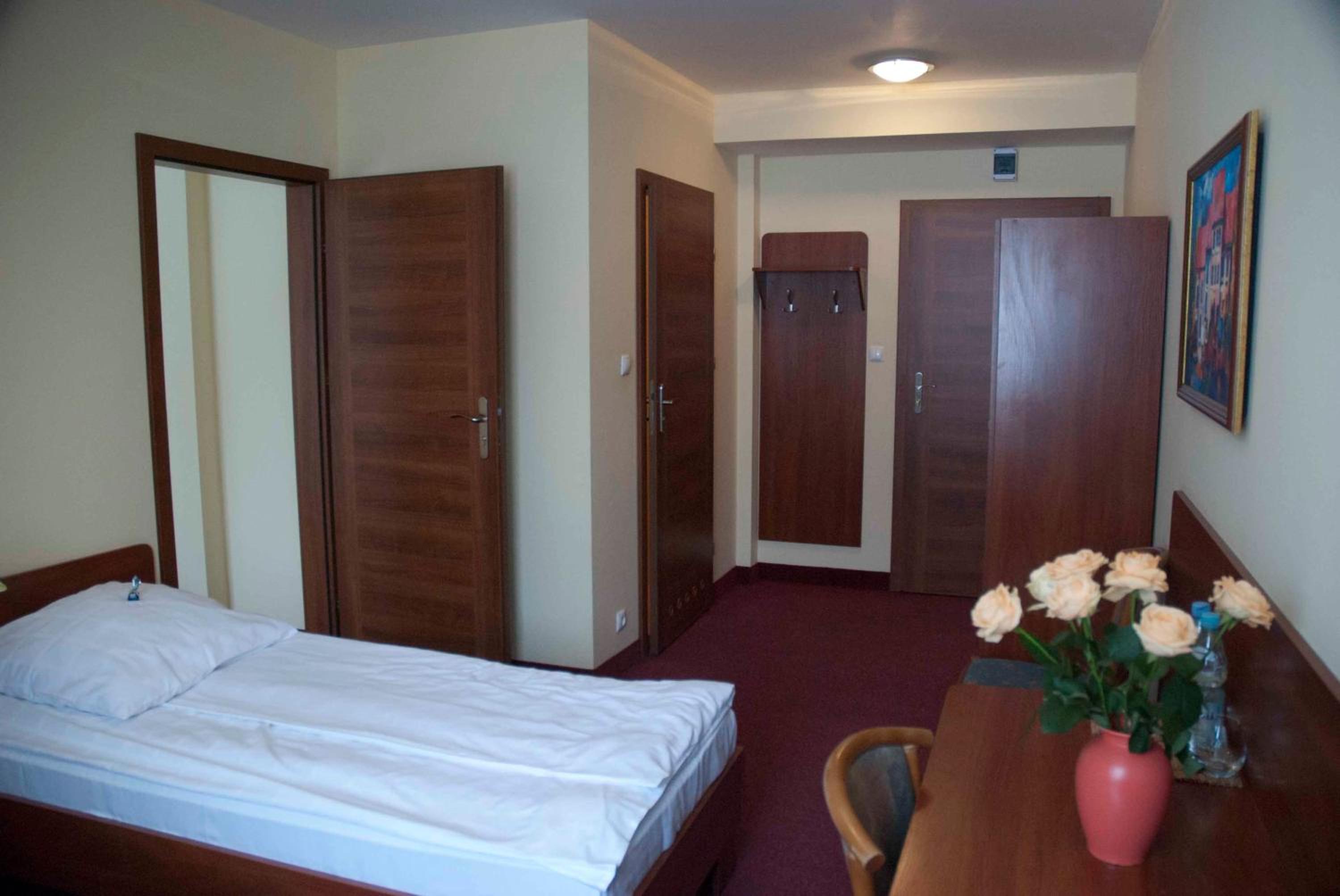 Quadruple Room - Photo 6