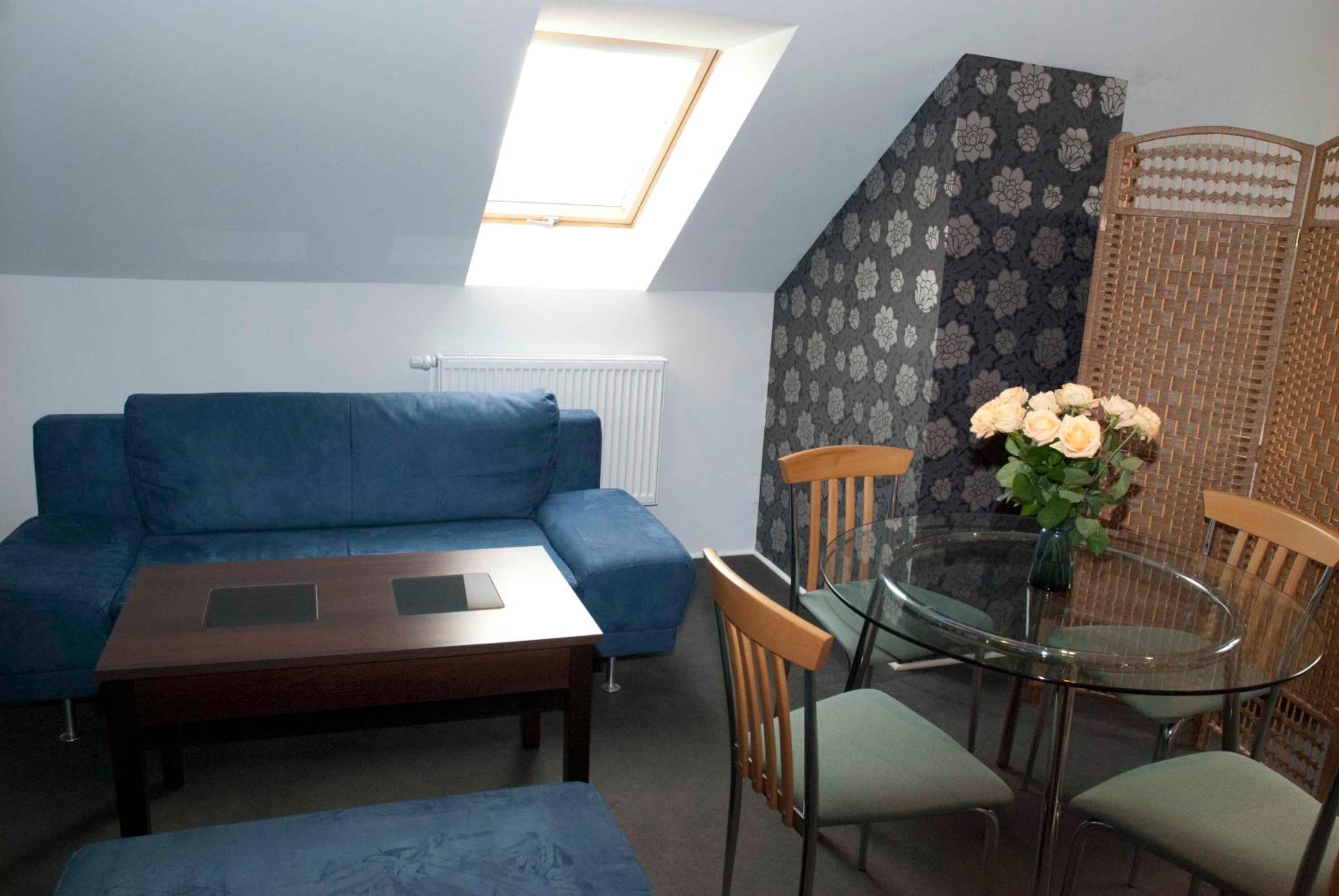 Suite - Photo 4
