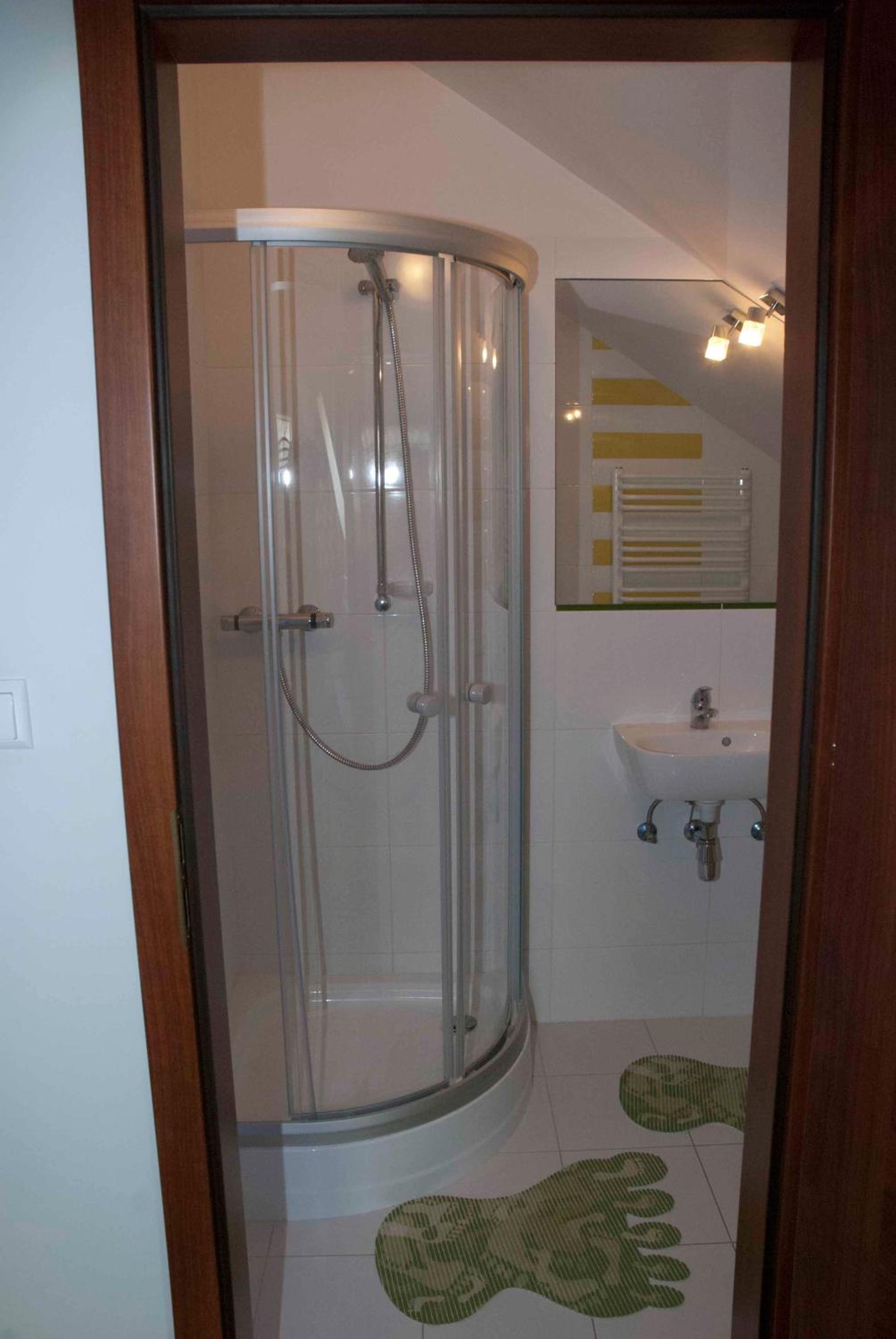 Suite - Photo 9