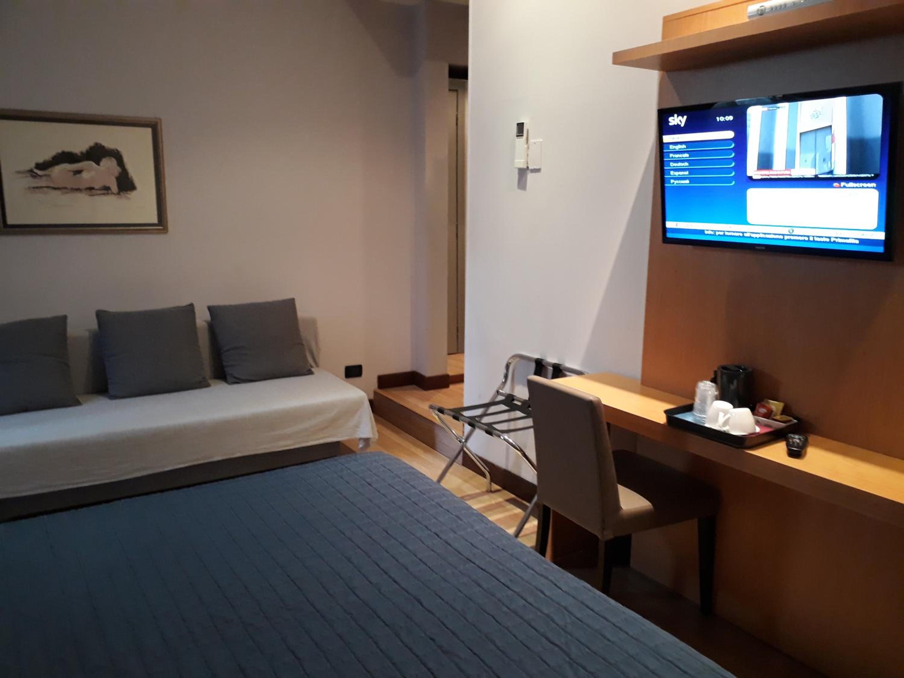 Triple Room