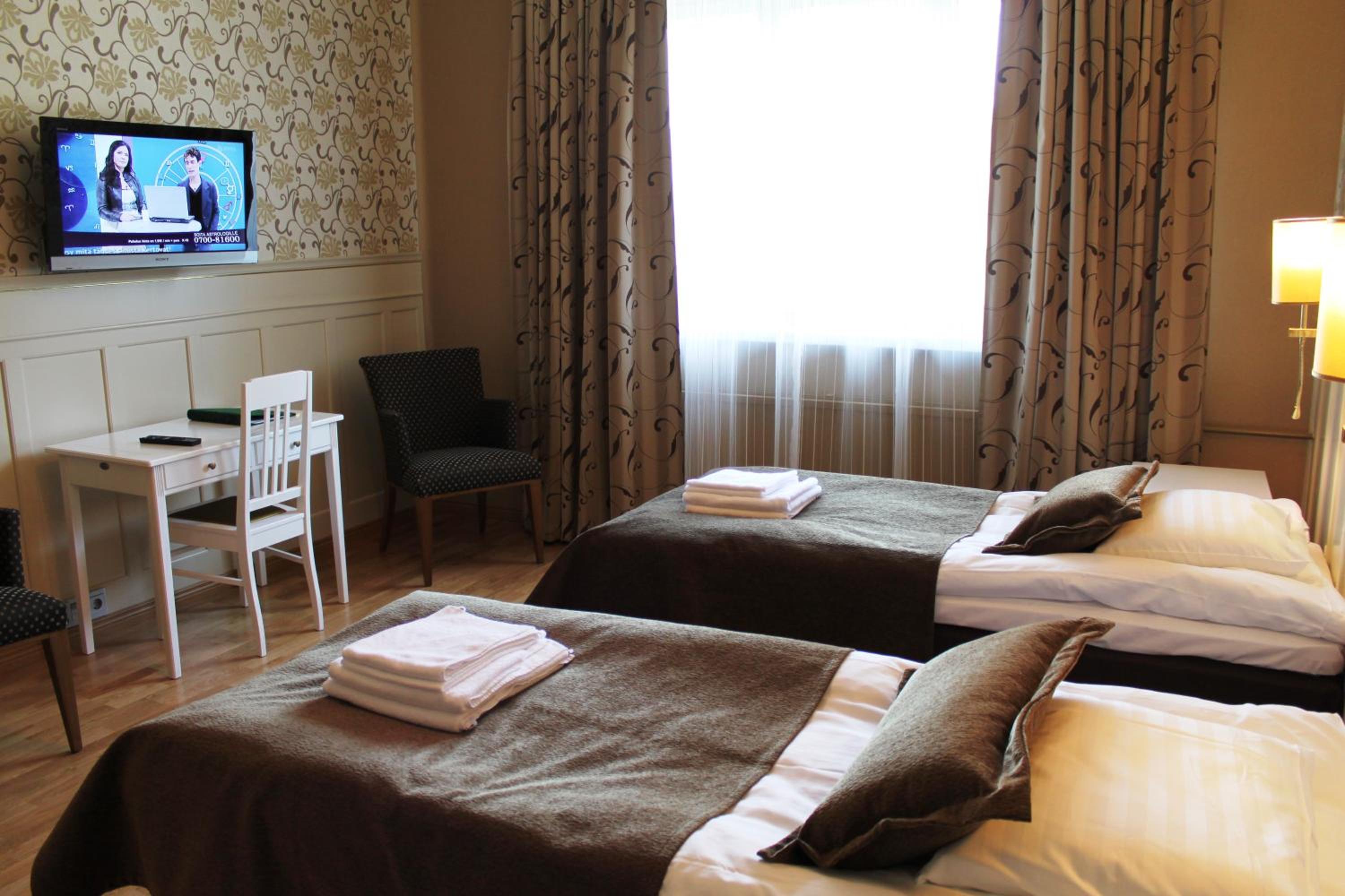 Superior Twin Room - Photo 4