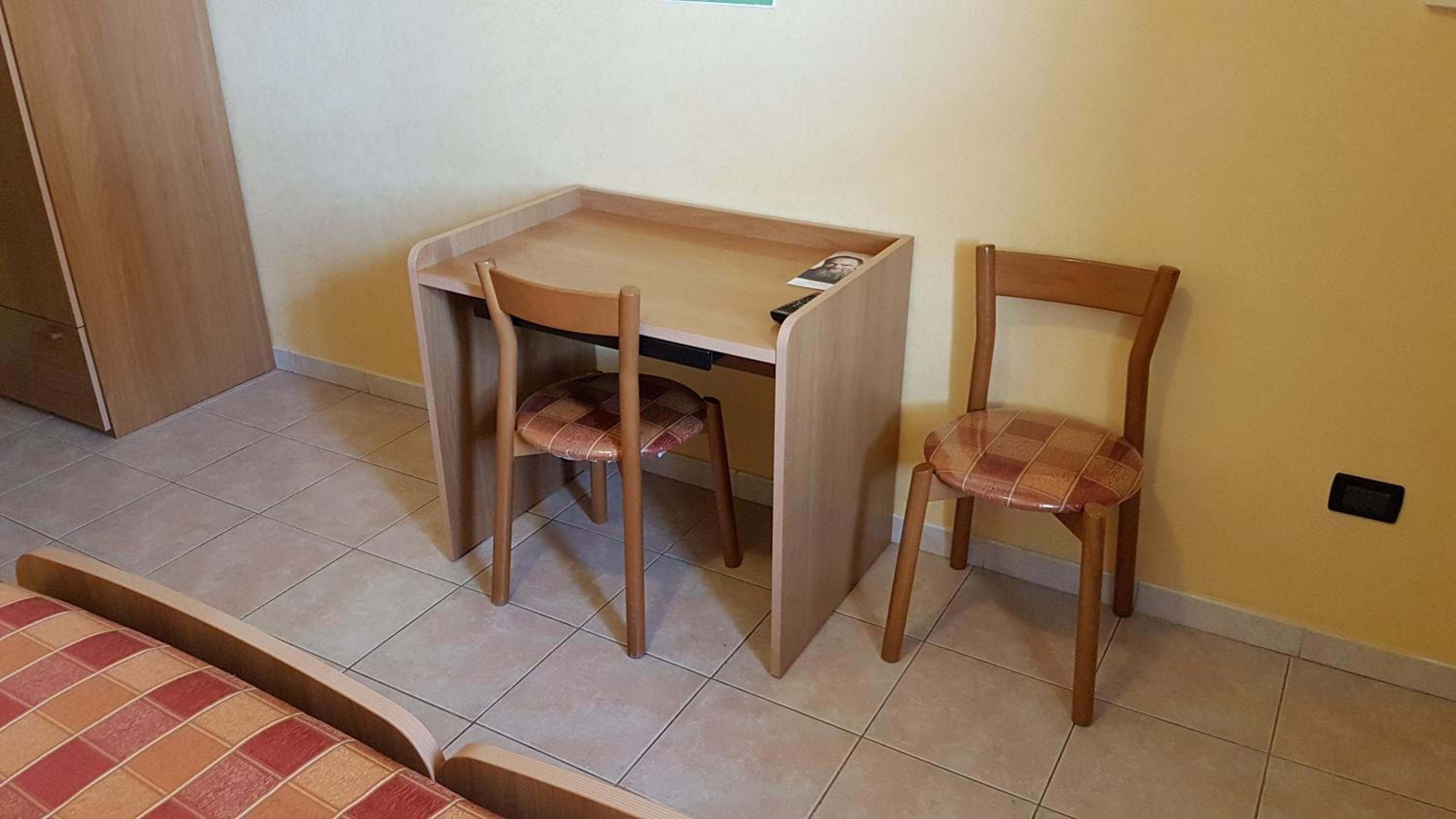 Double Room - Photo 8