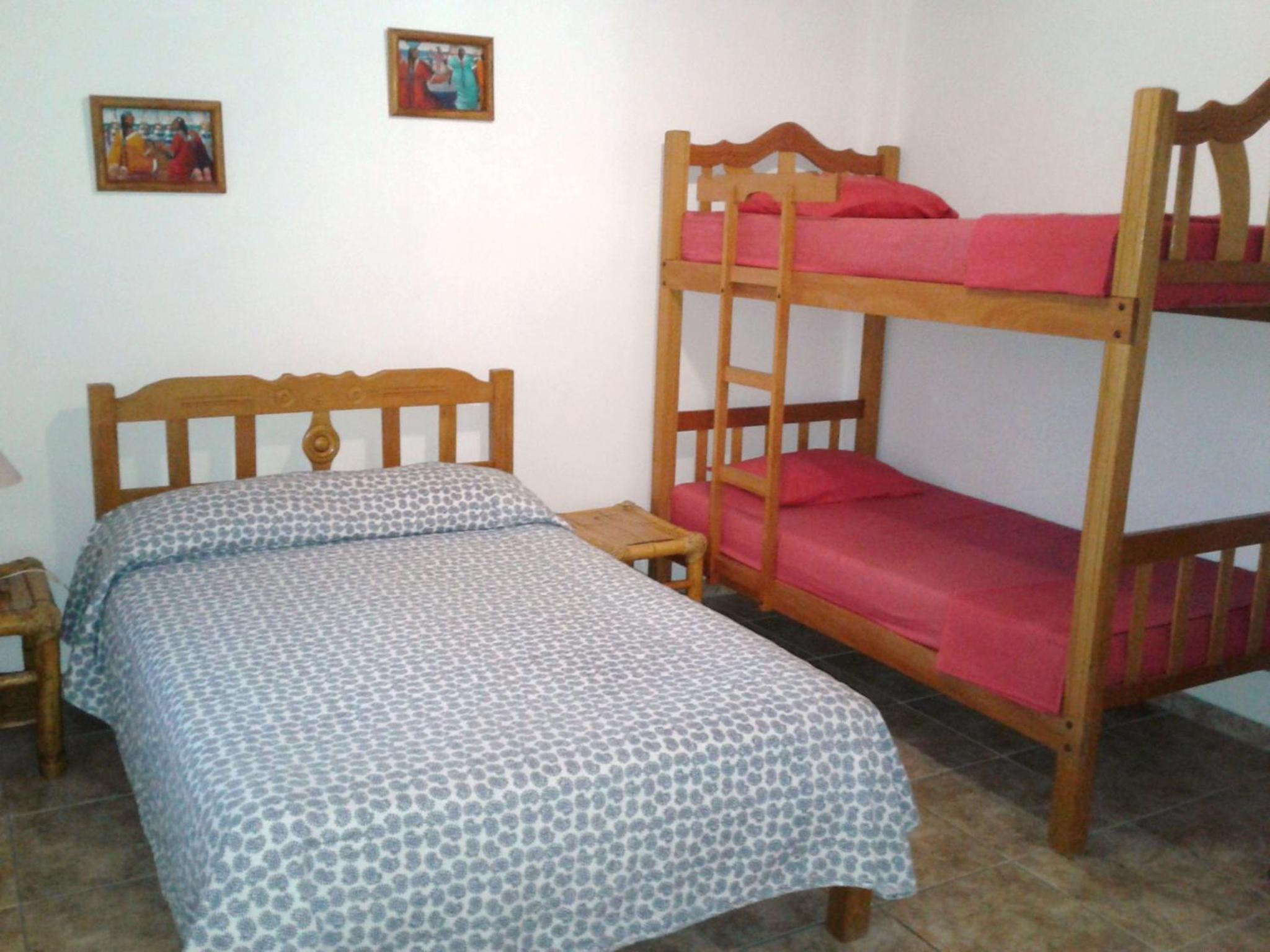Quadruple Room with Private Bathroom photo 2