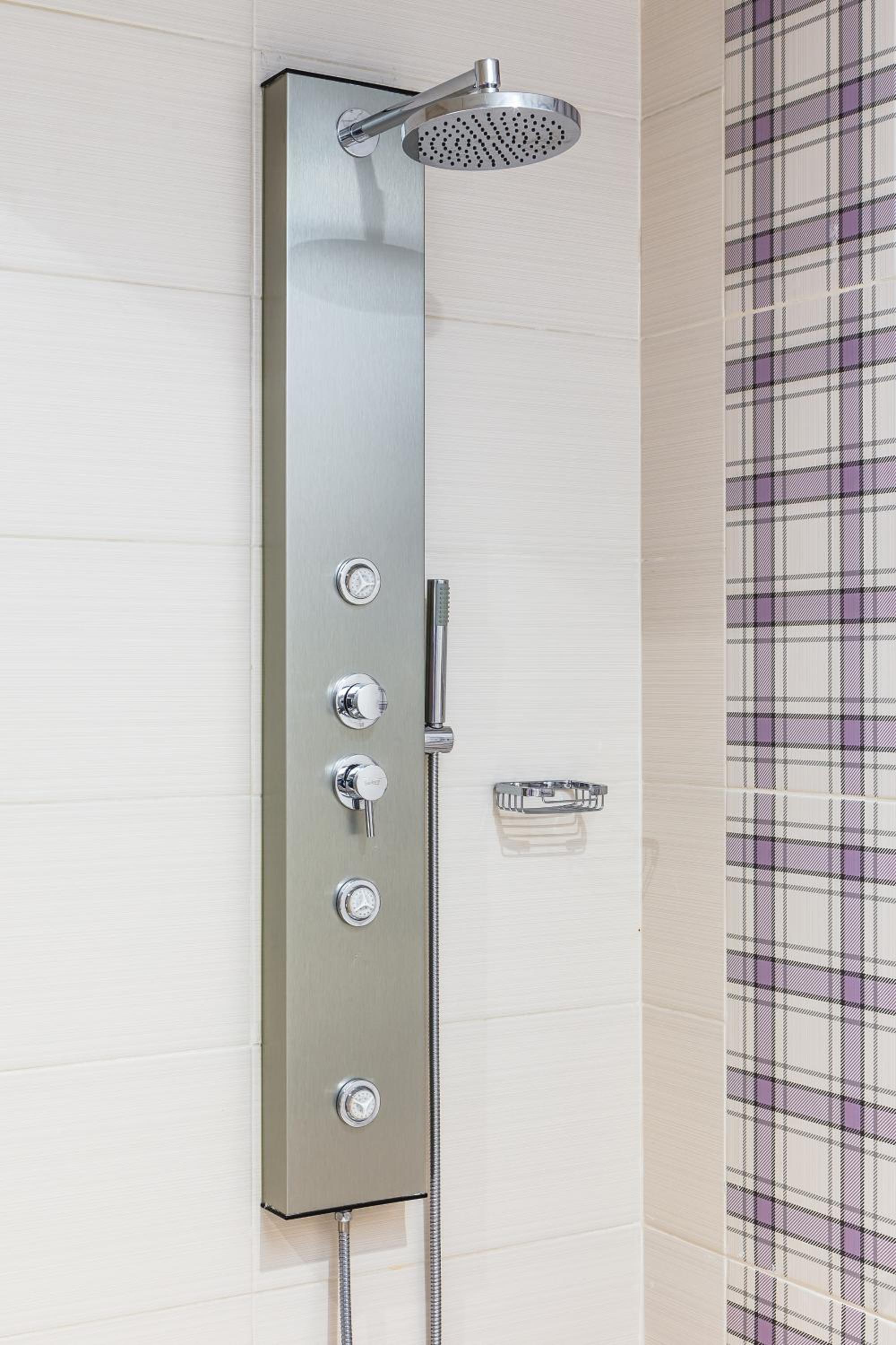 Twin Room - Disability Access photo 2