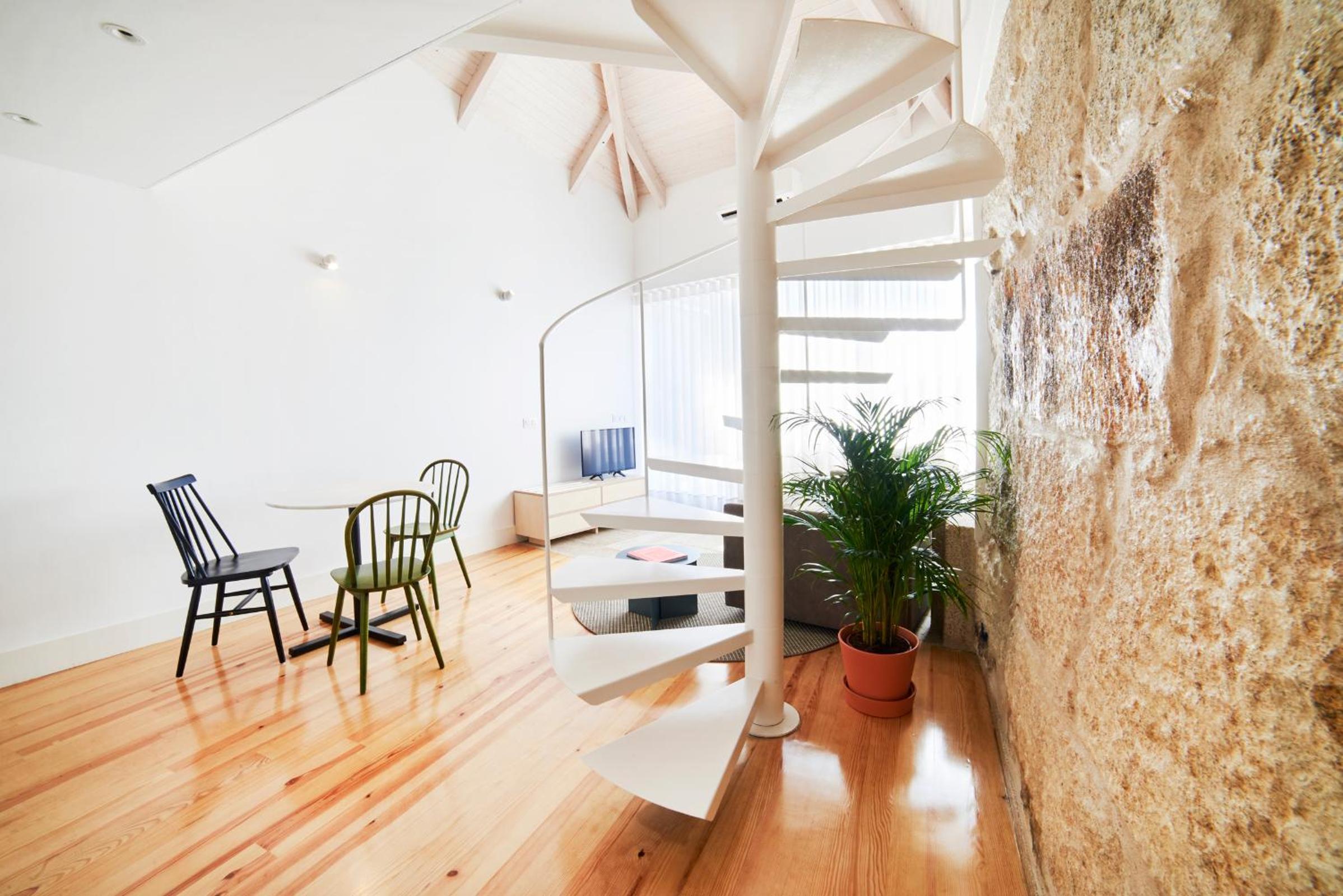 Superior Apartment with Balcony