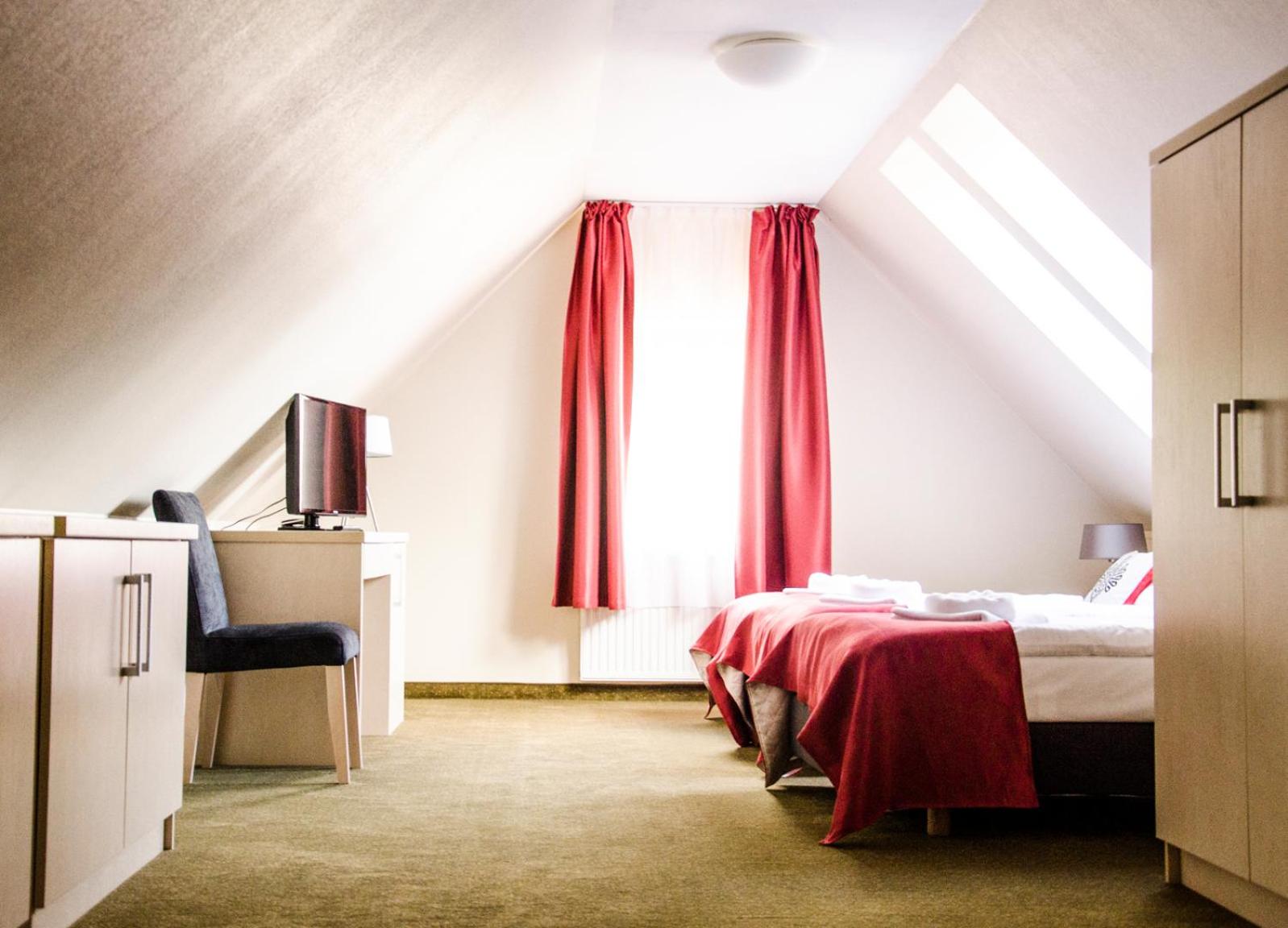 Double or Twin Room photo 1