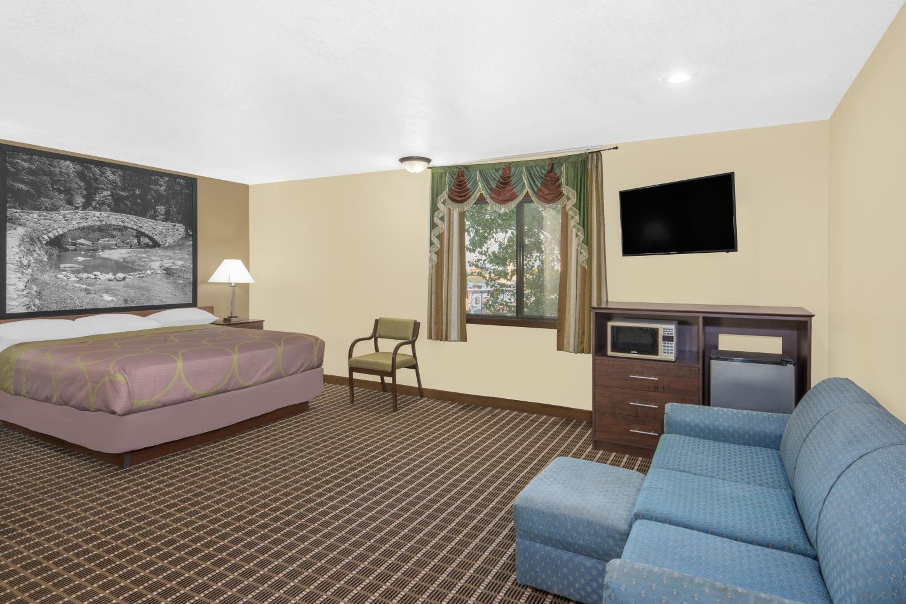 King Studio Suite - Non-Smoking photo 1