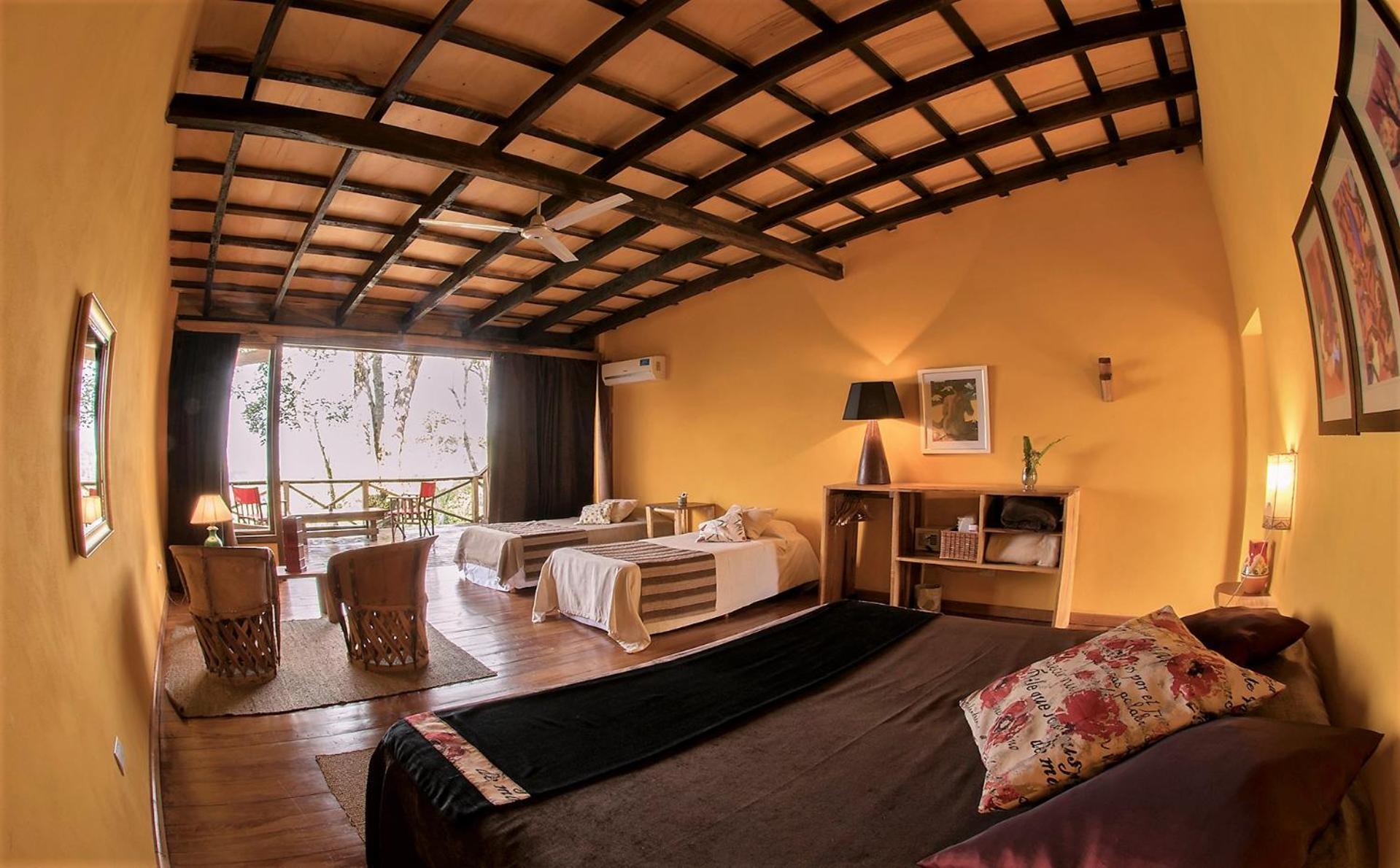 Four-Bedroom Vacation Home photo 2