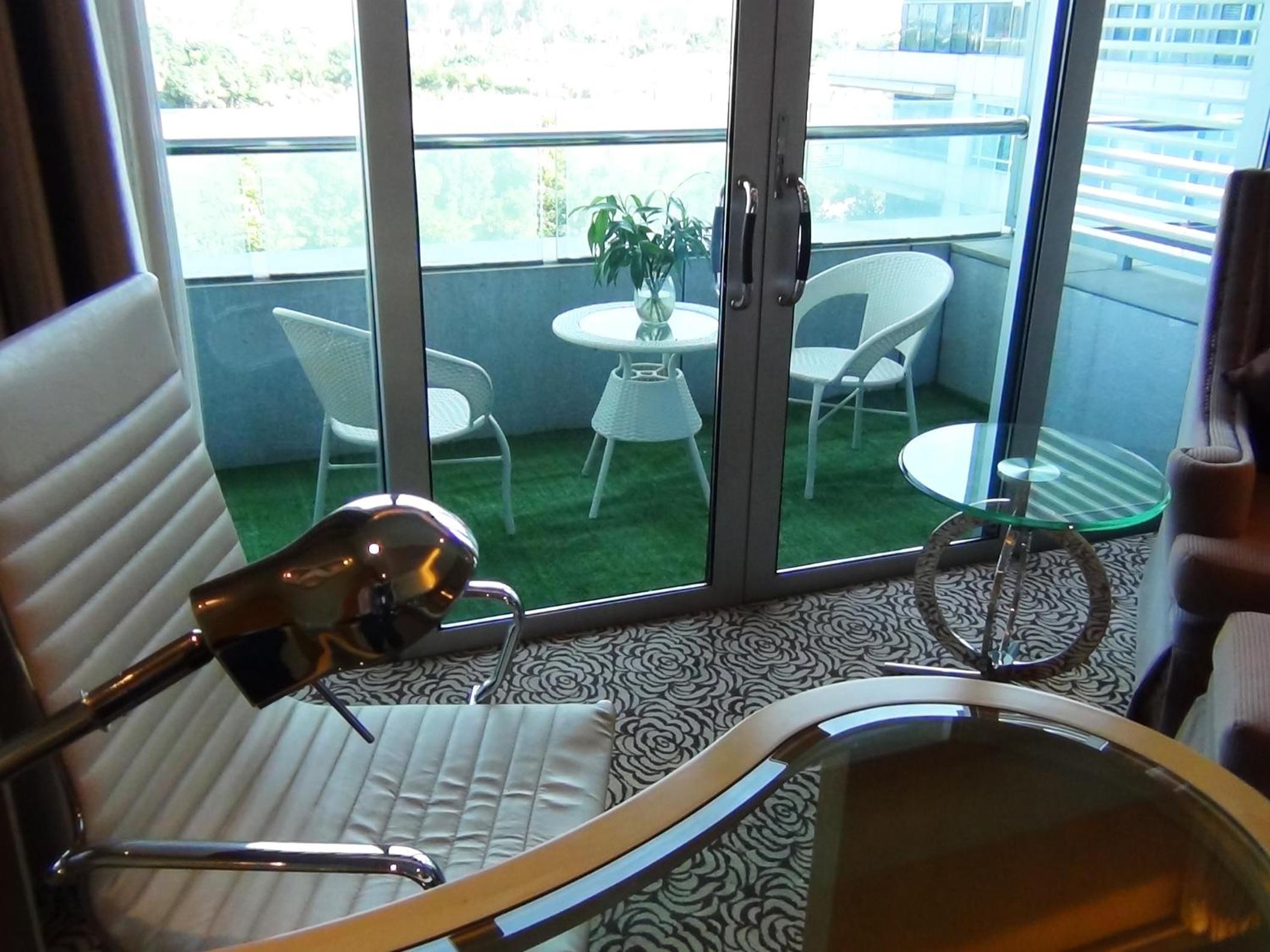 Jinling Business Double Room photo 3