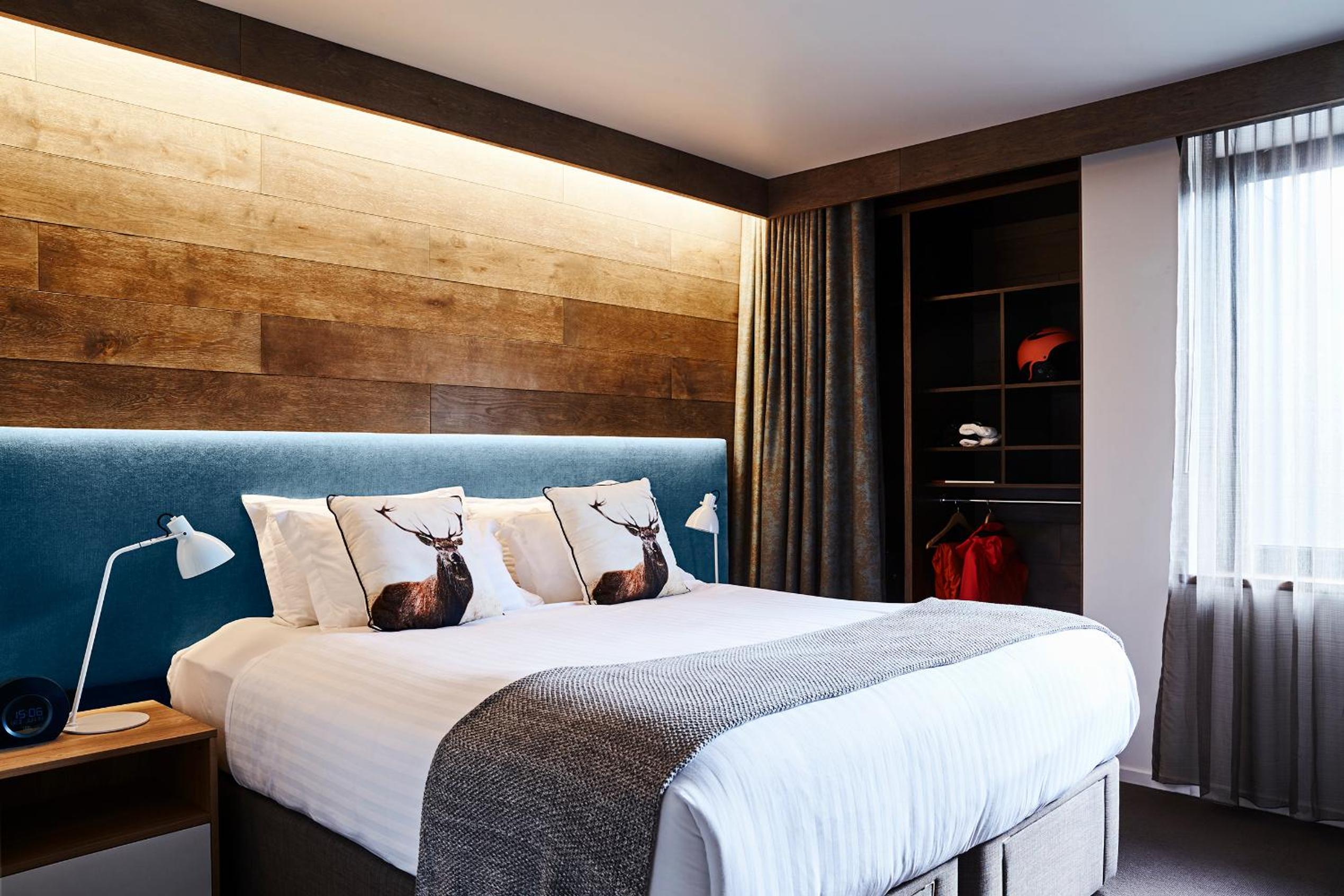 Deluxe King Room photo 3