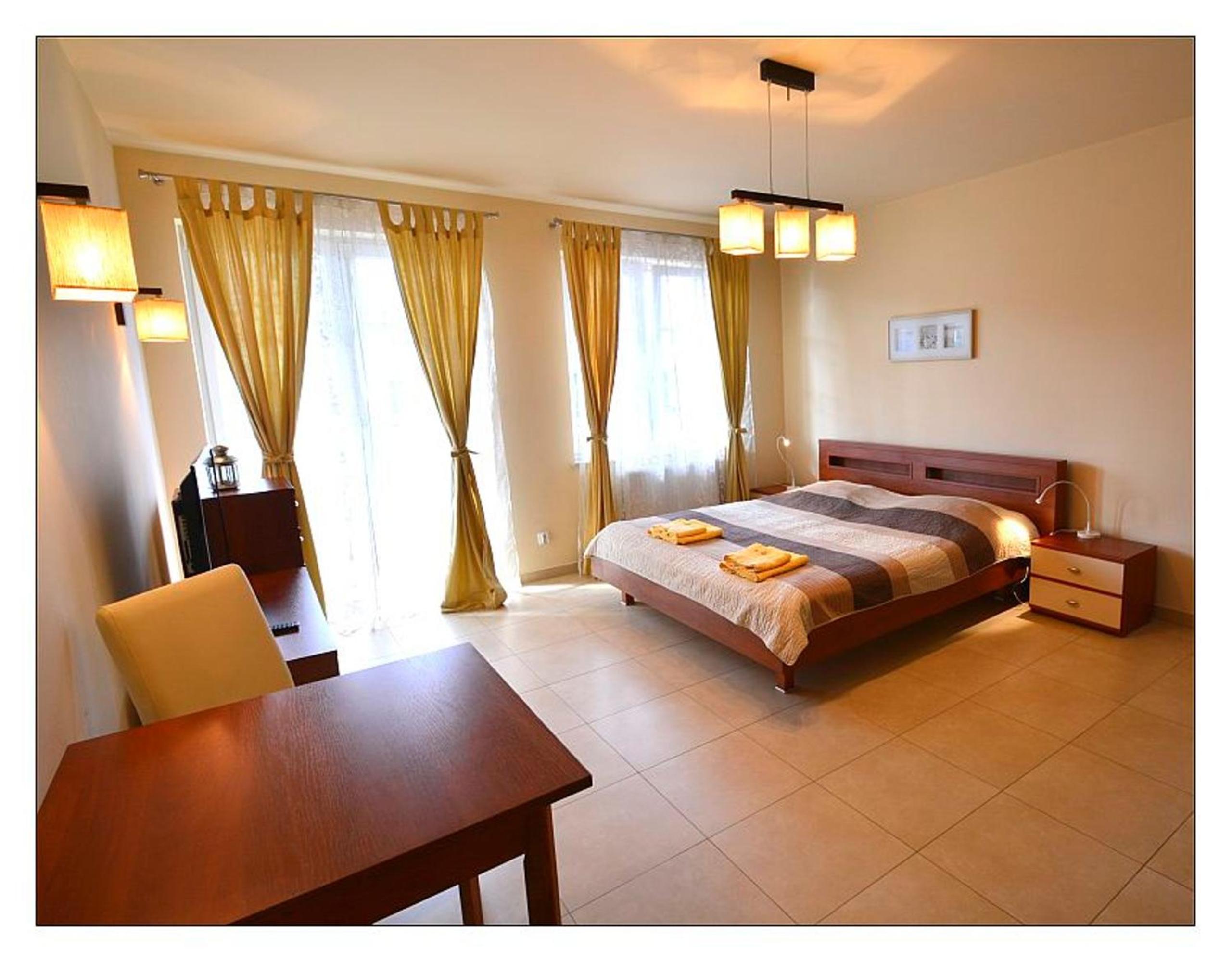 Studio Apartment