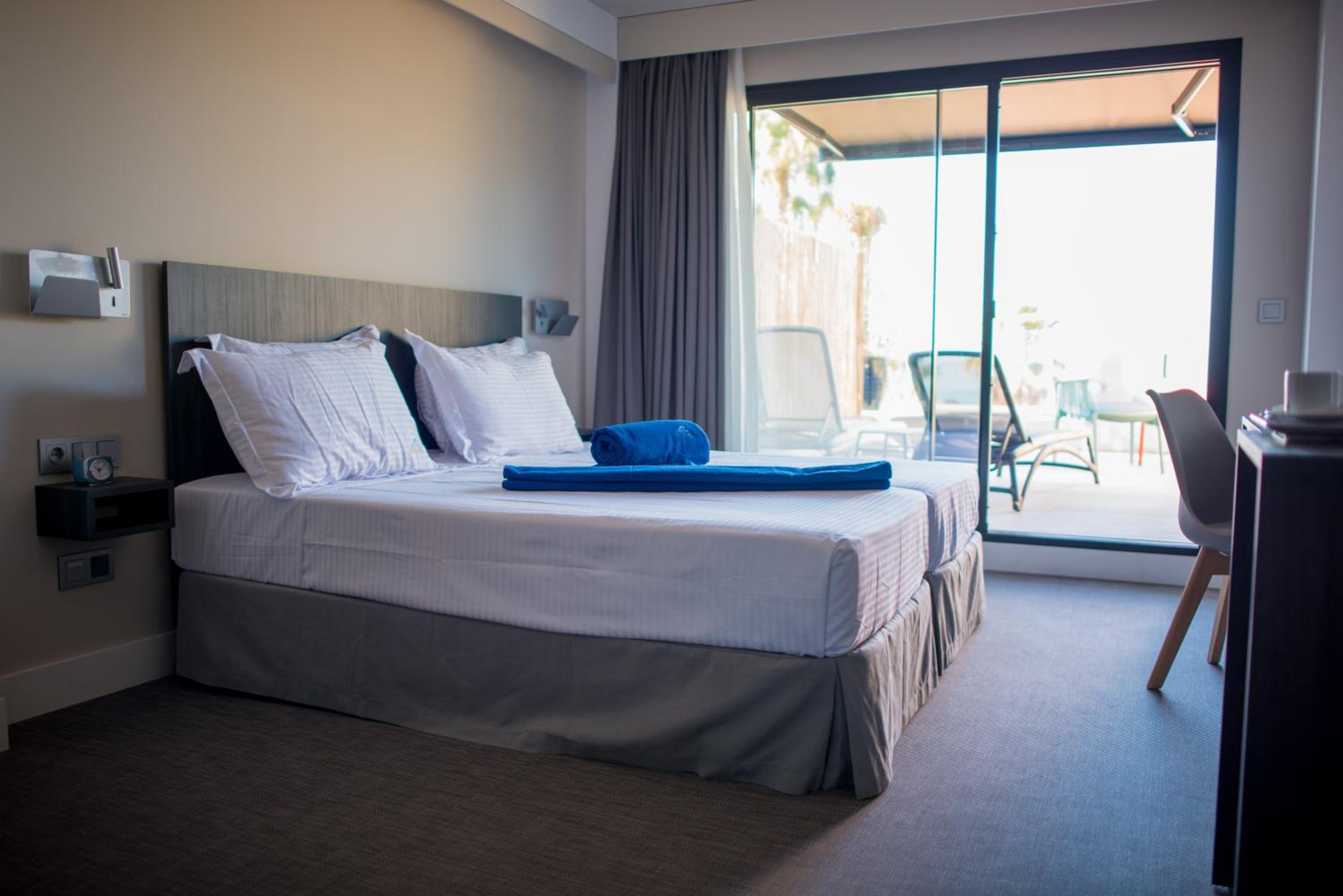 Double Room with Terrace and Sea View   photo 2
