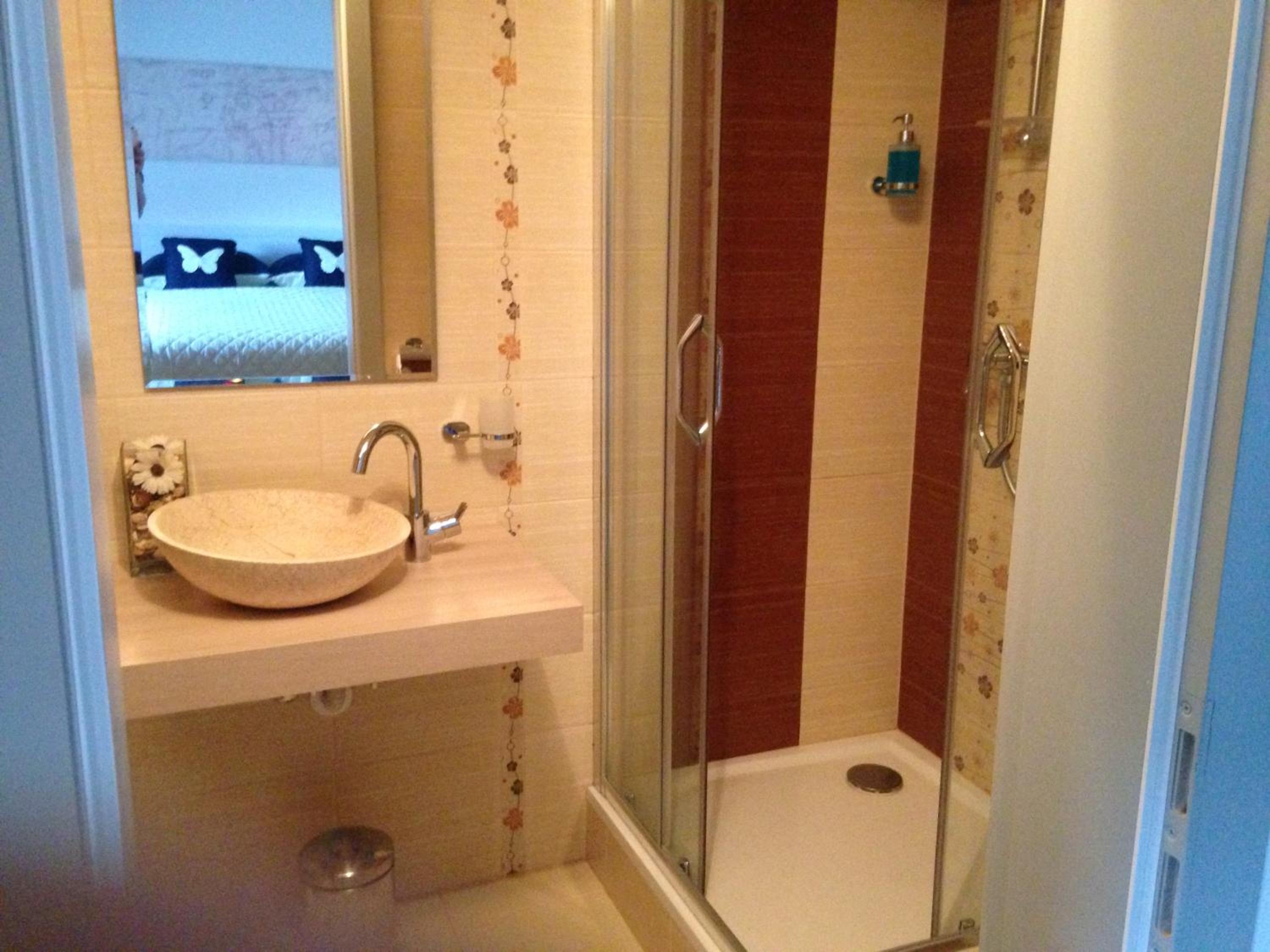 Three-Bedroom House photo 3