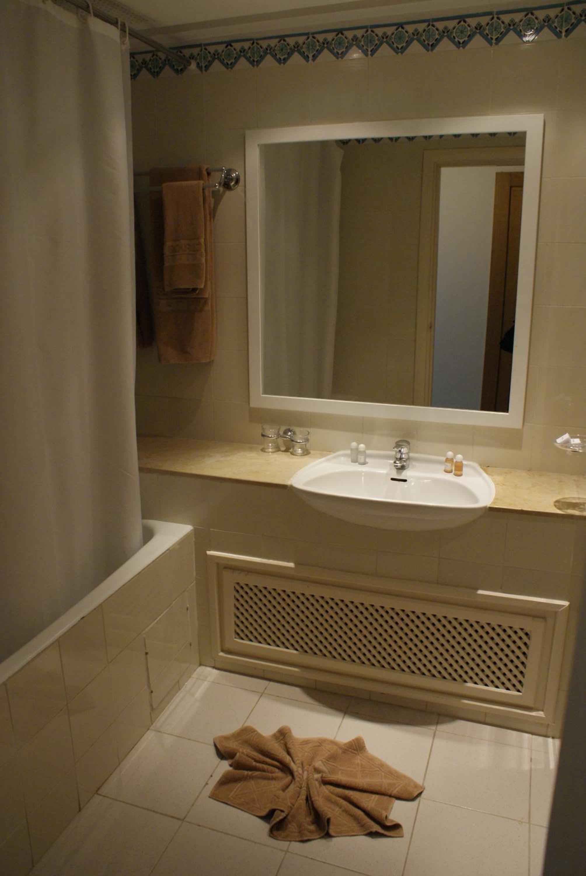 Triple Room - Photo 5