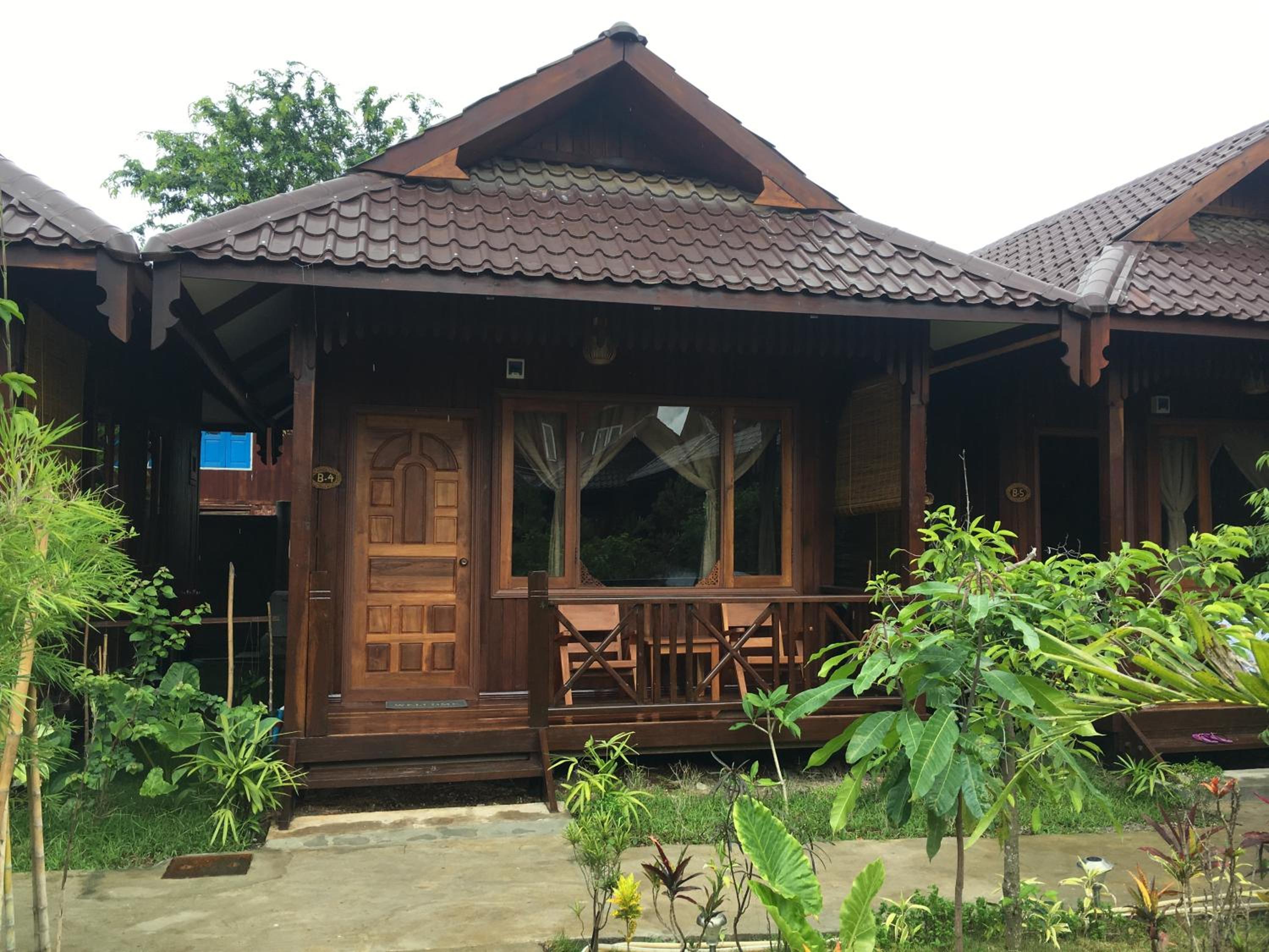 Deluxe Double Bungalow