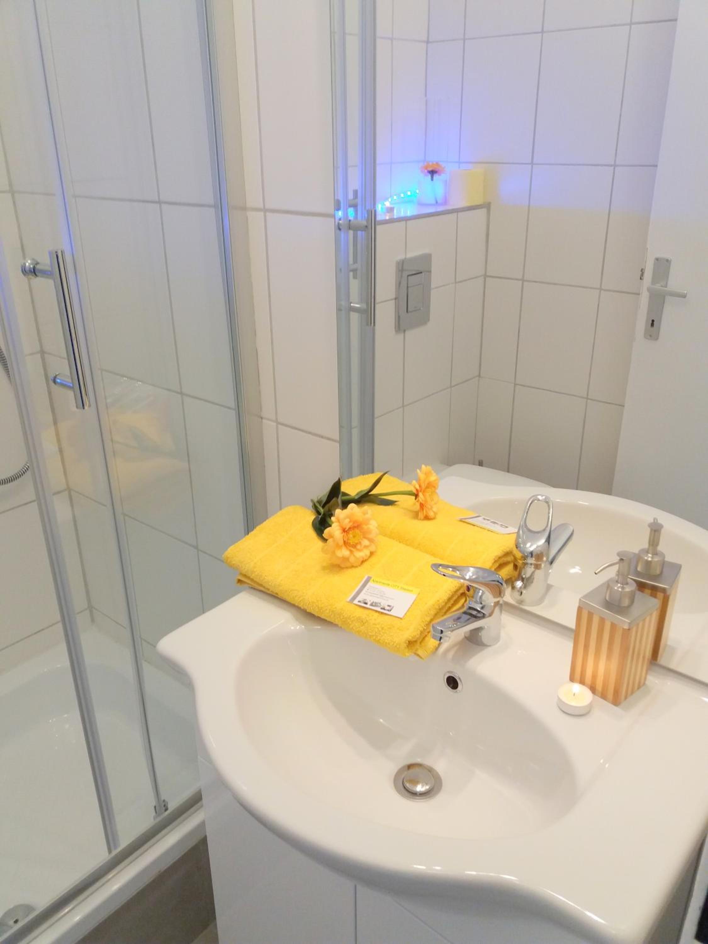 Studio Apartment photo 3