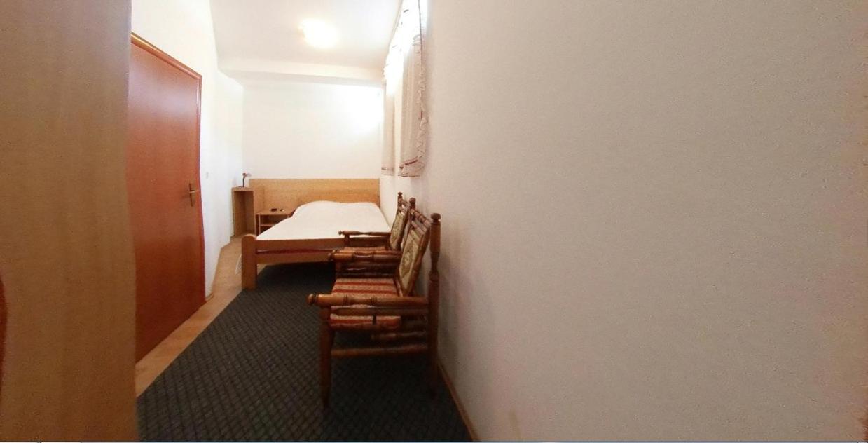 Single Room photo 1