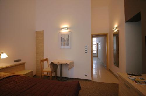 Apartment (3 Adults) - Photo 2
