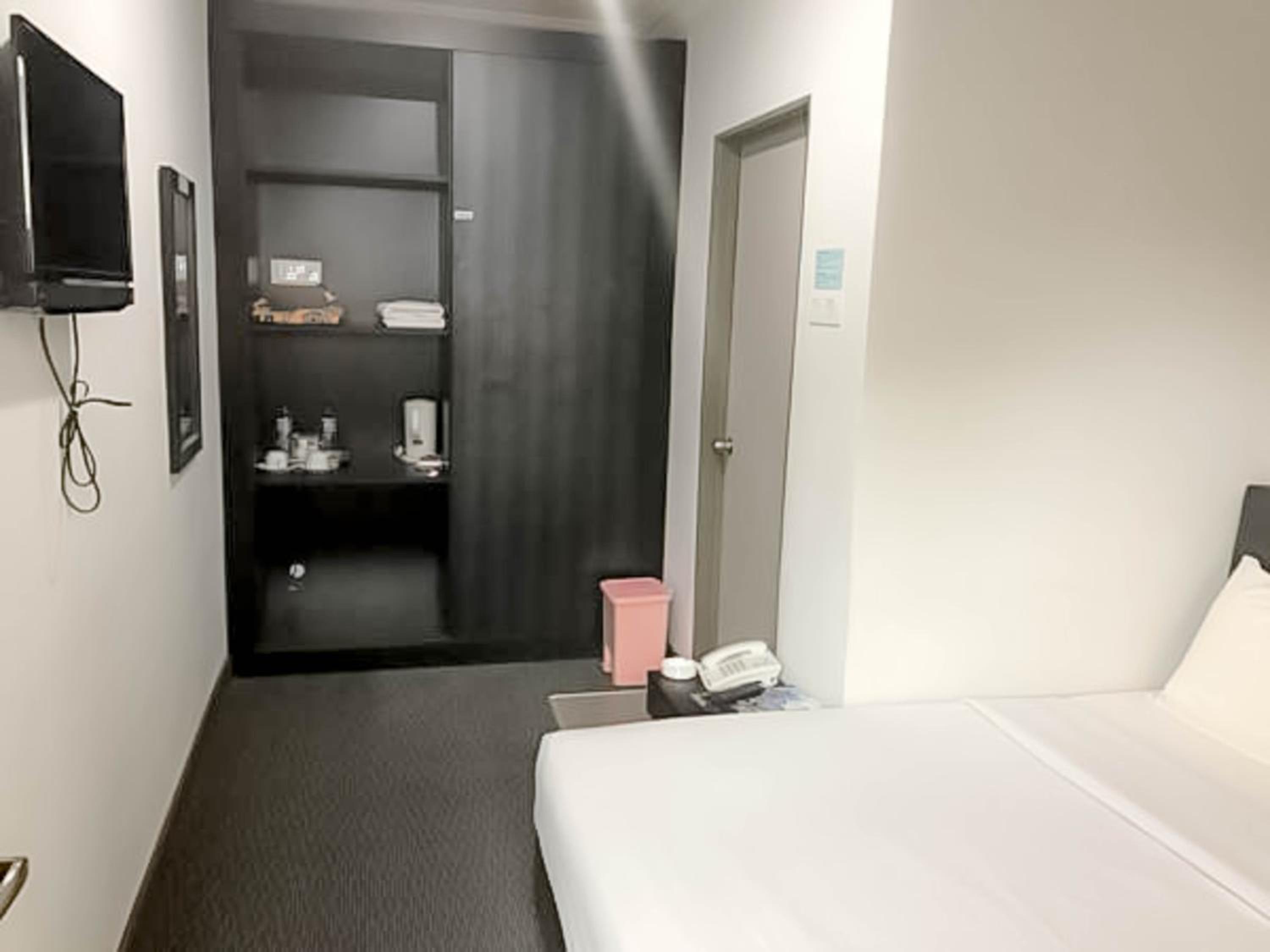 Standard Double Room photo 2