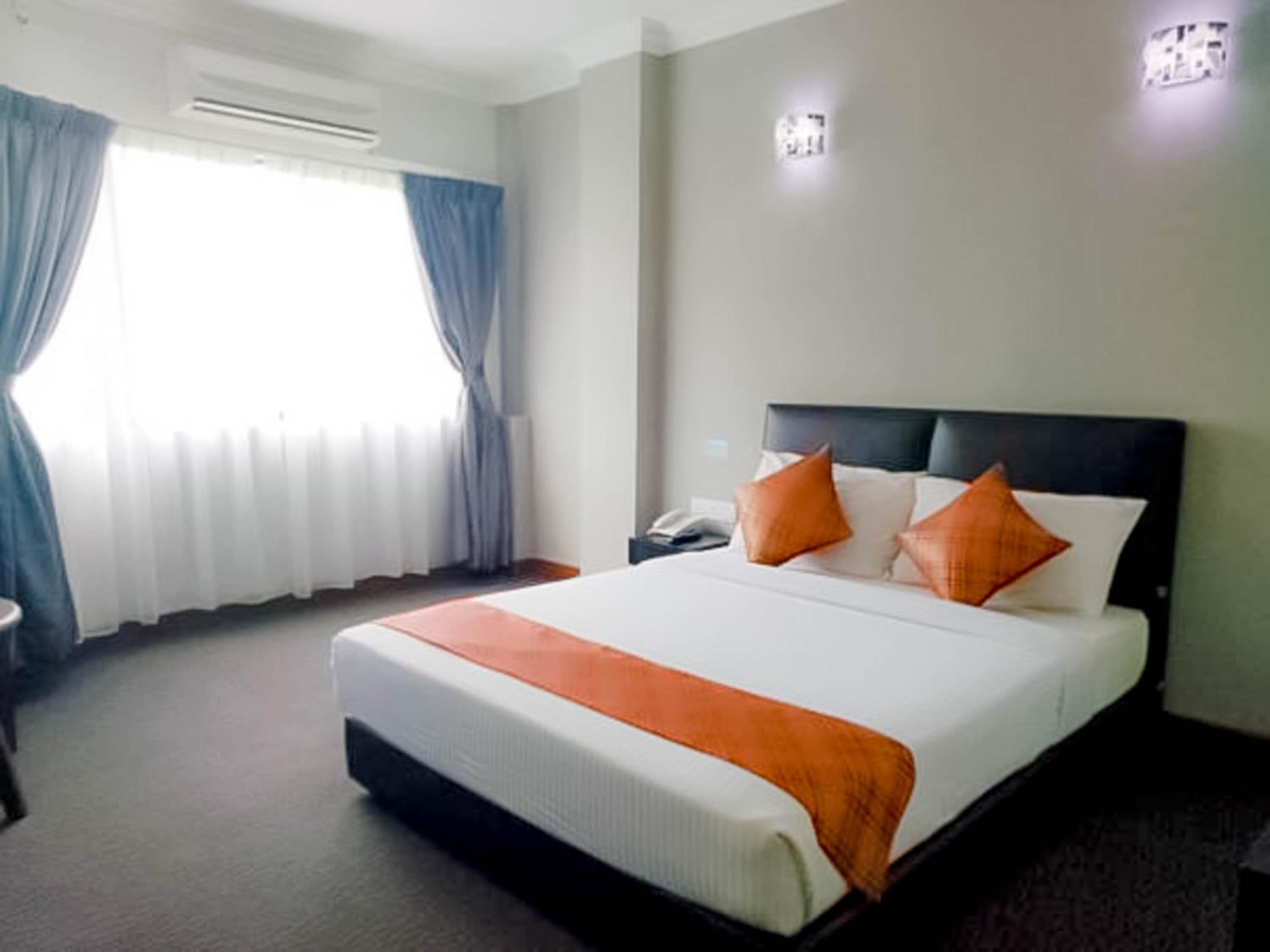 Deluxe Twin Room photo 2