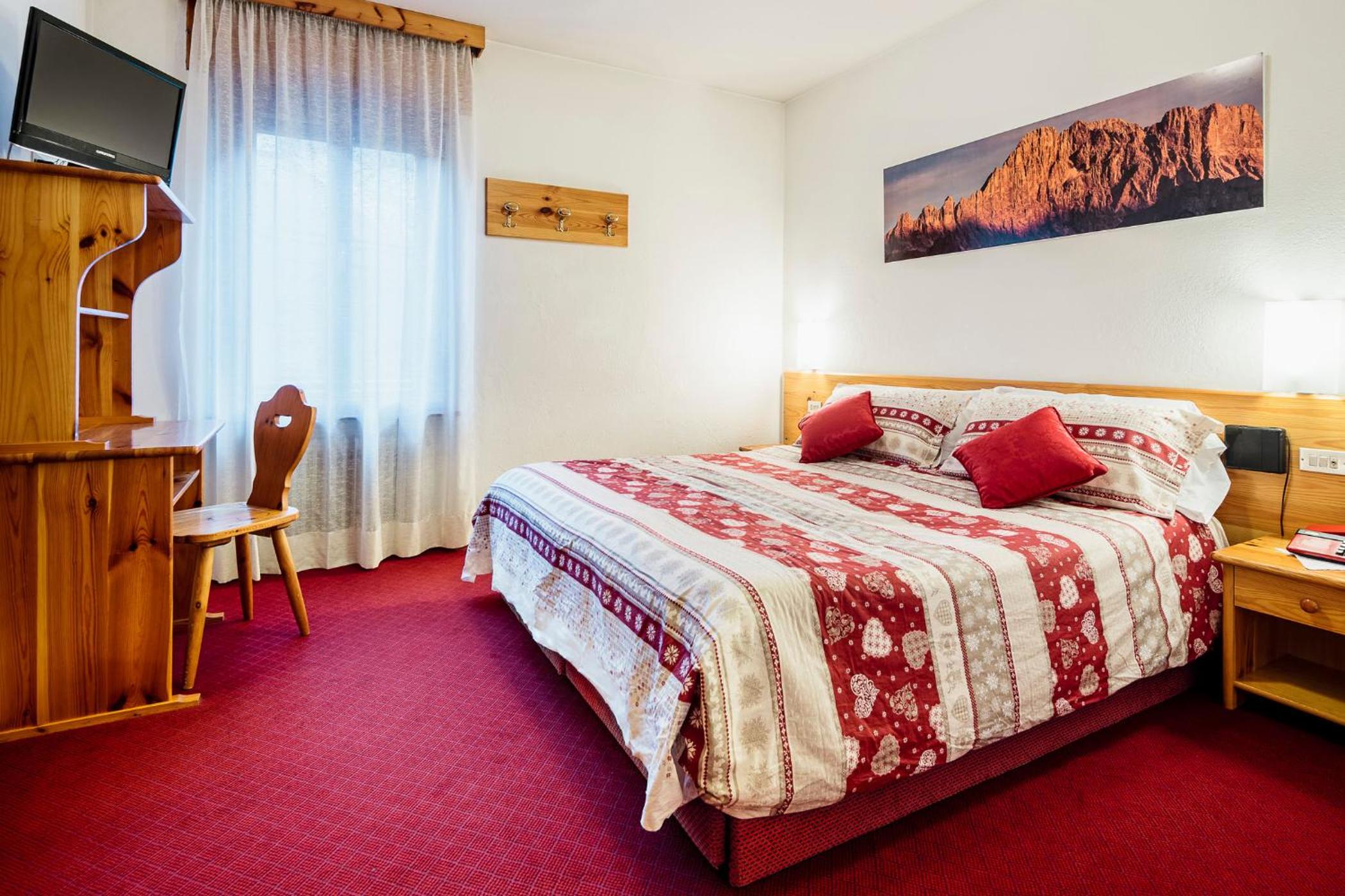 Classic Double or Twin Room photo 2