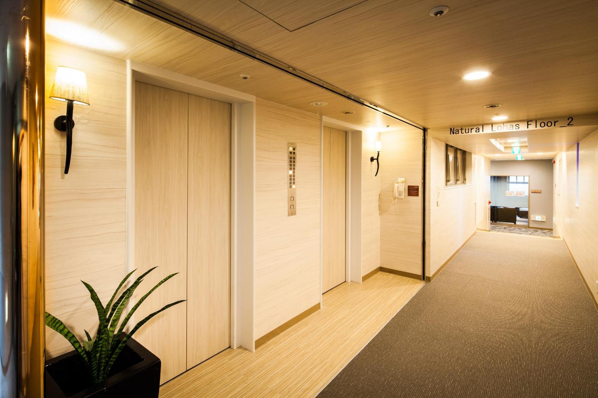 Economy Twin Room - Smoking - Photo 2