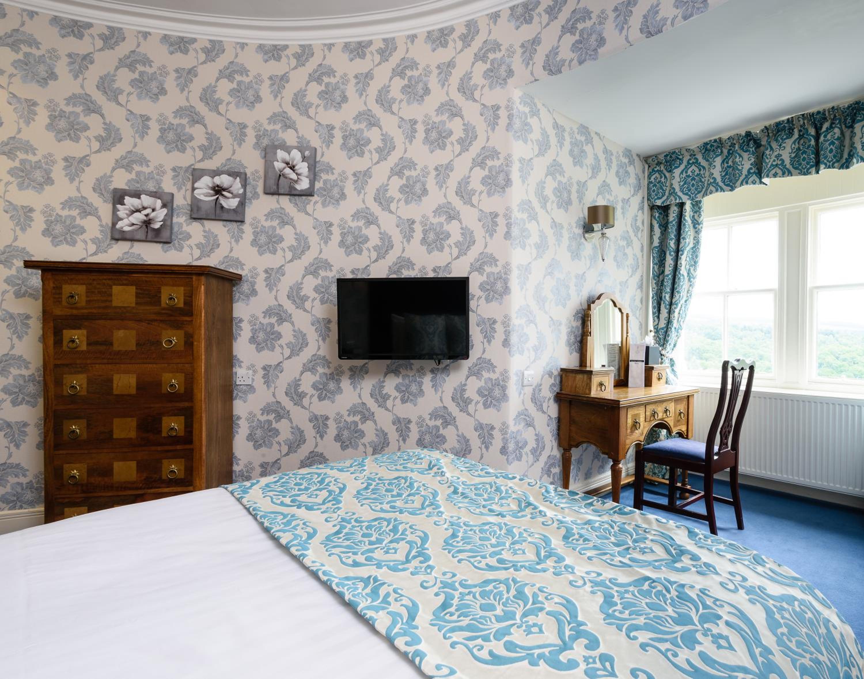 Turret Suite - Photo 8