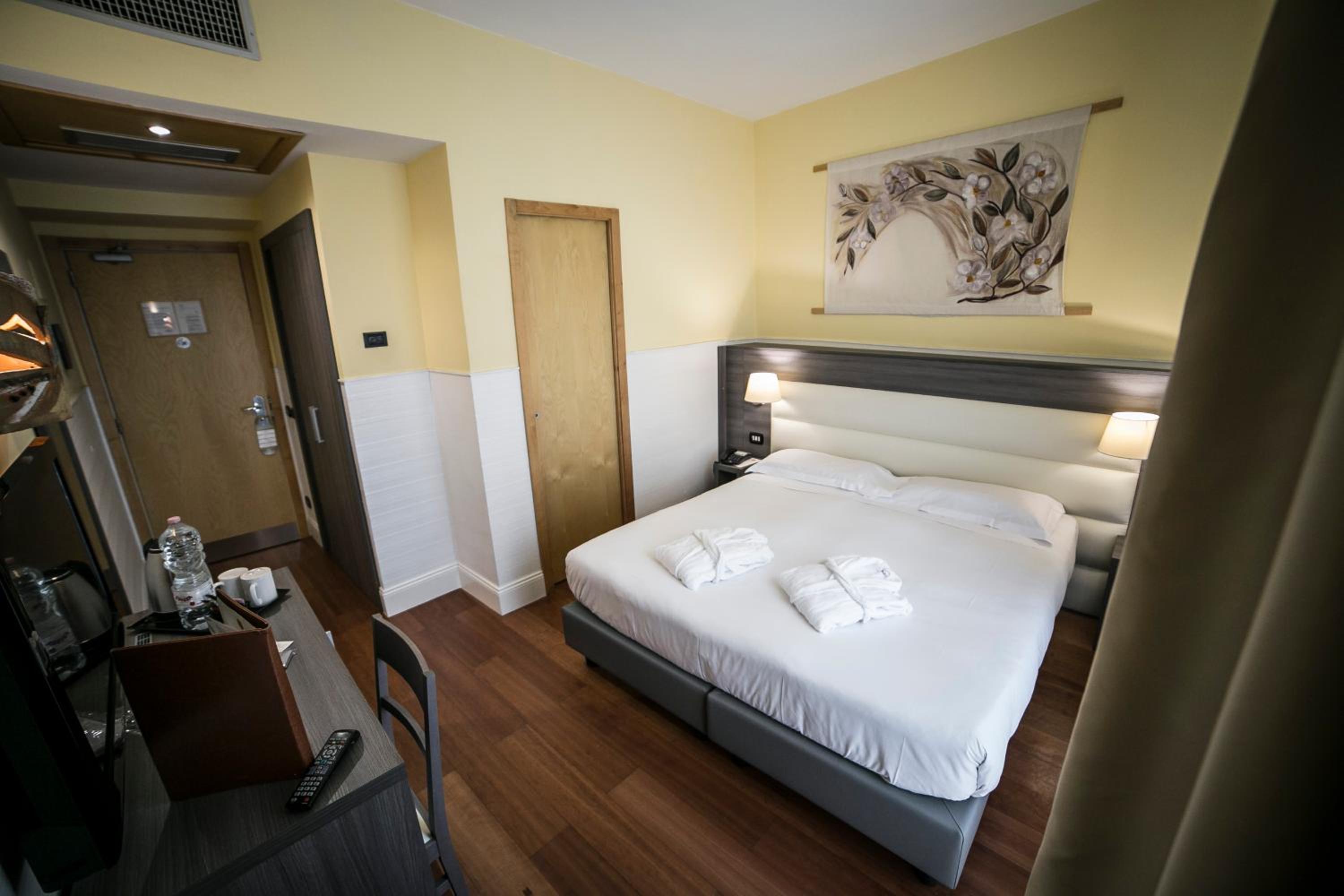Superior Double Room photo 3