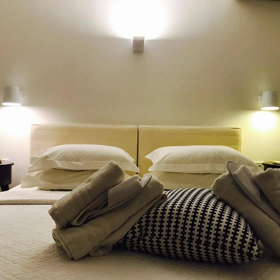 Standard Twin Room - Photo 2
