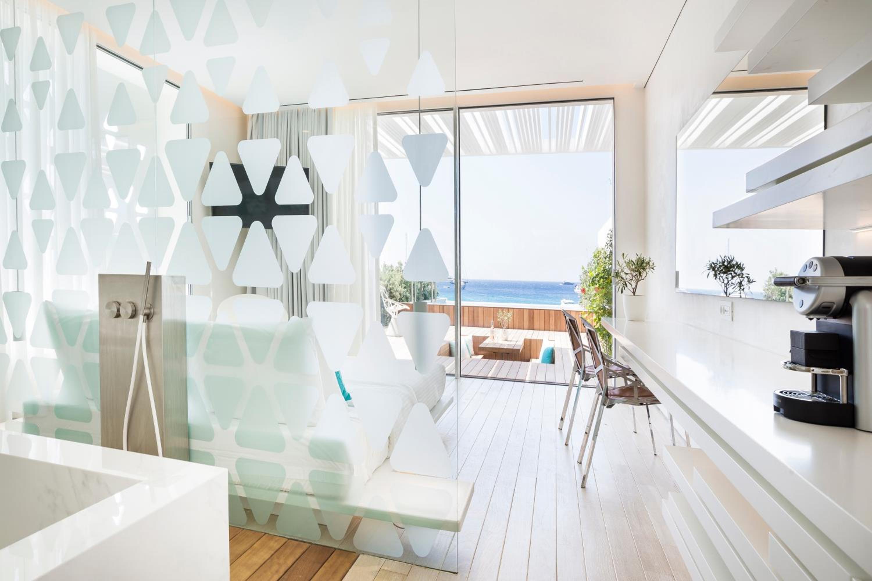 Ultimate Dream Suite with Private Pool and Sea View photo 2