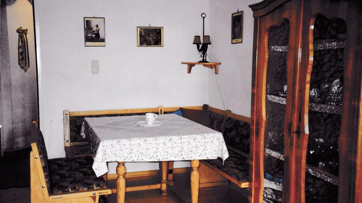 One-Bedroom Apartment photo 3