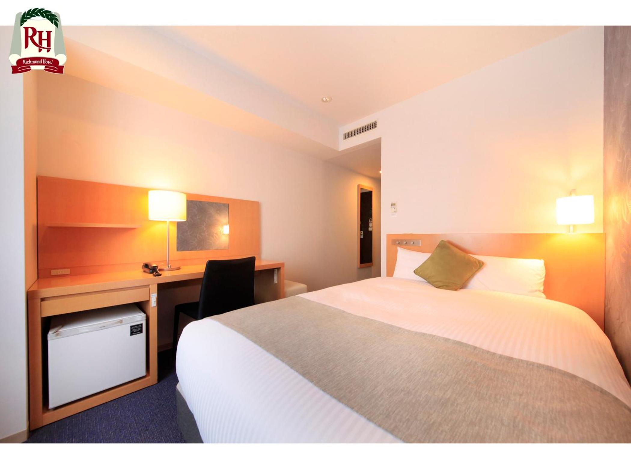 Standard Double Room with Hop-on Hop-off Sightseeing Bus Two day QR Code ticket photo 1