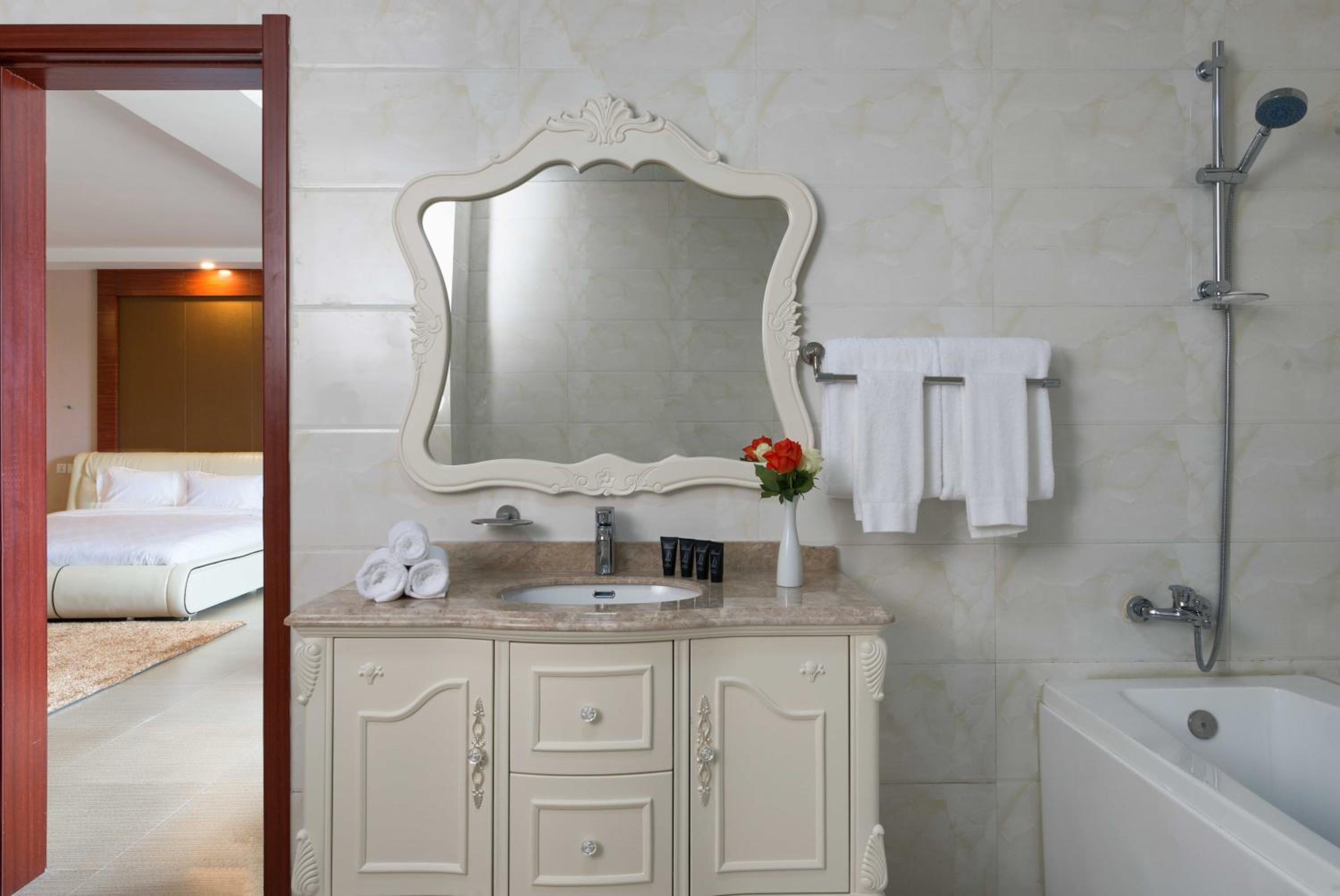 King Suite photo 3