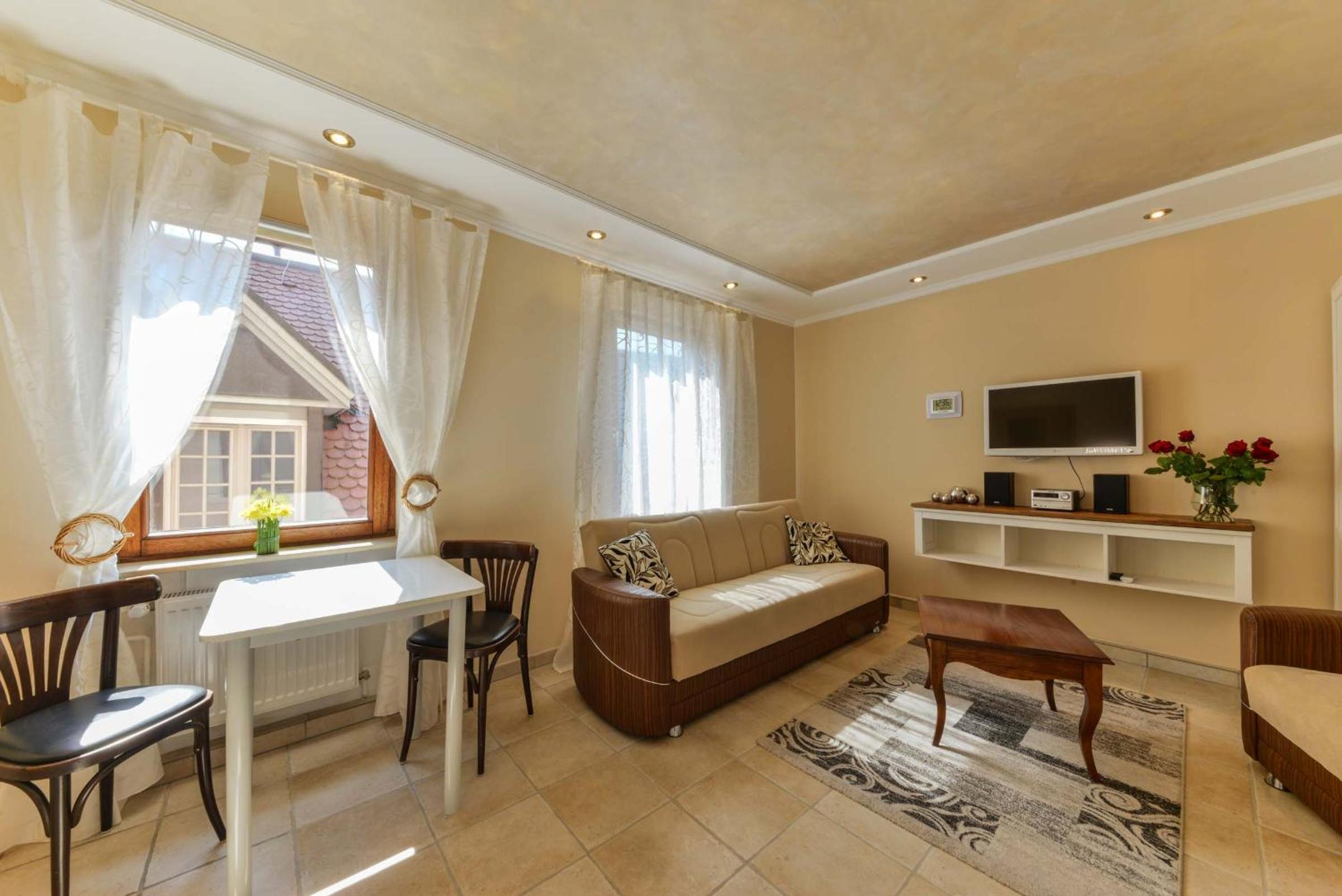 Studio Apartment