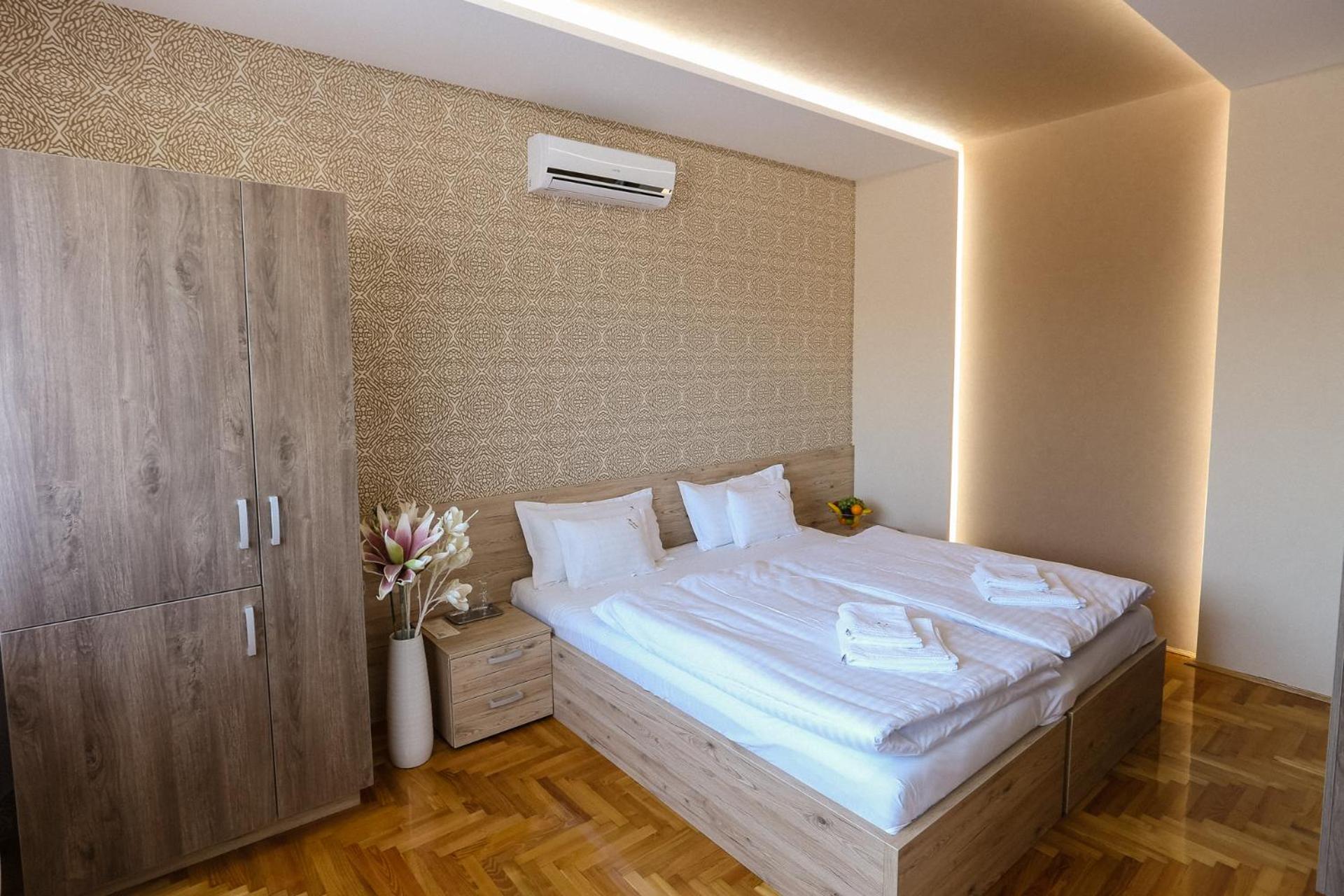 Deluxe Double or Twin Room - Photo 1