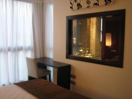 Double or Twin Room - Photo 4
