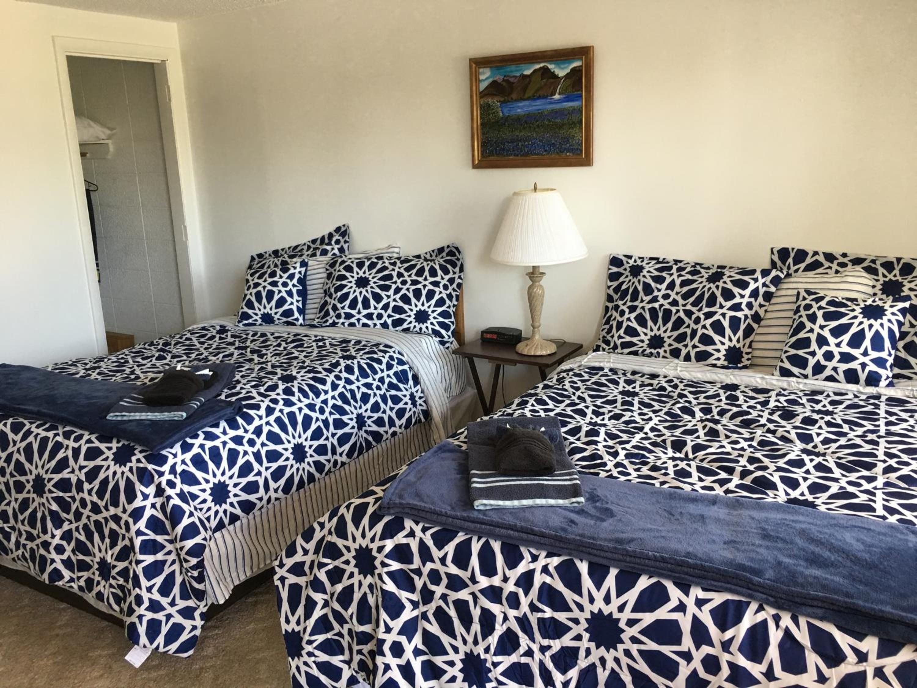 Double or Twin Room with Shower photo 2
