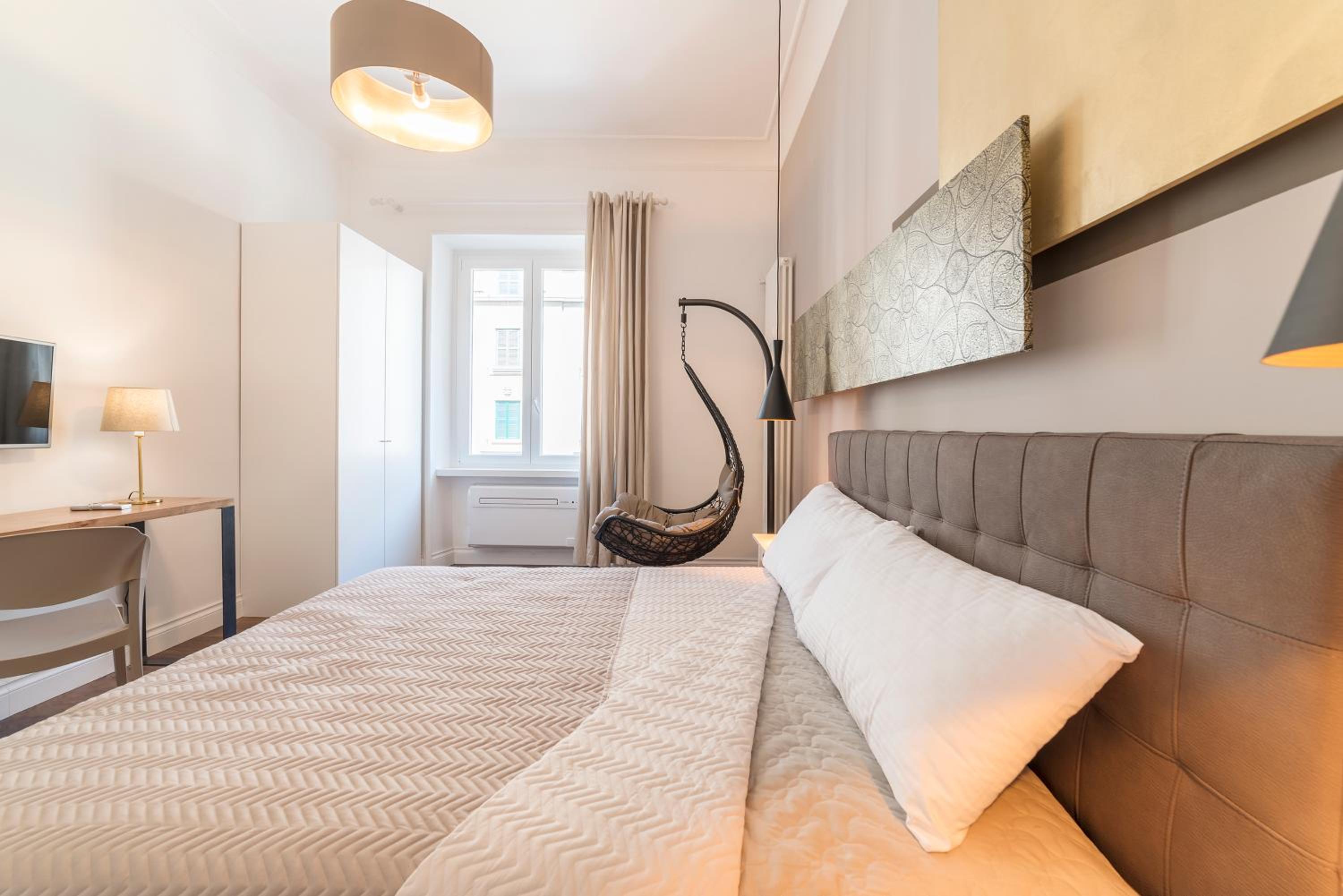 Double Room with Private Bathroom photo 2