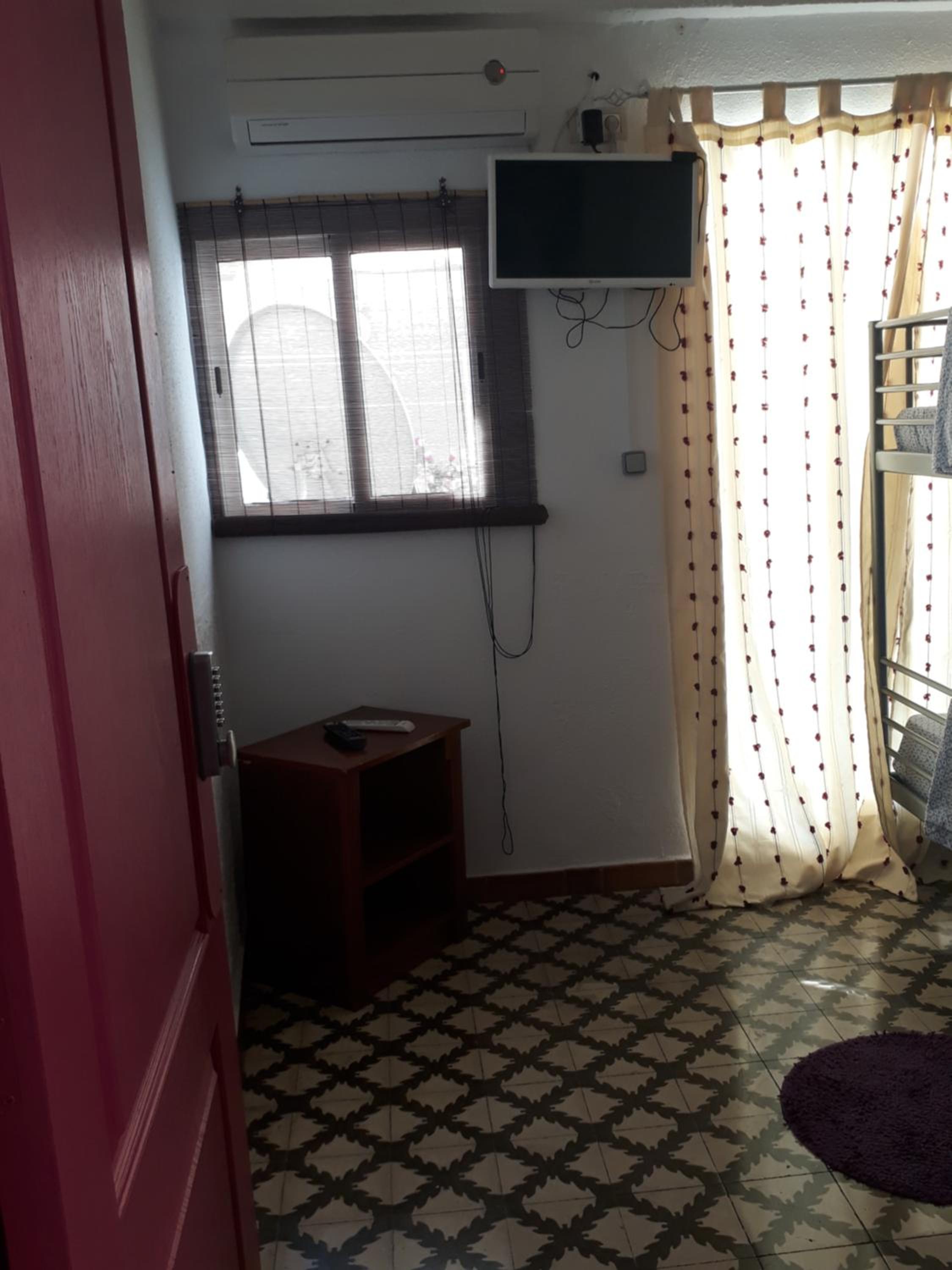 Habitación de 4 Camas Femenina en Dormitorio