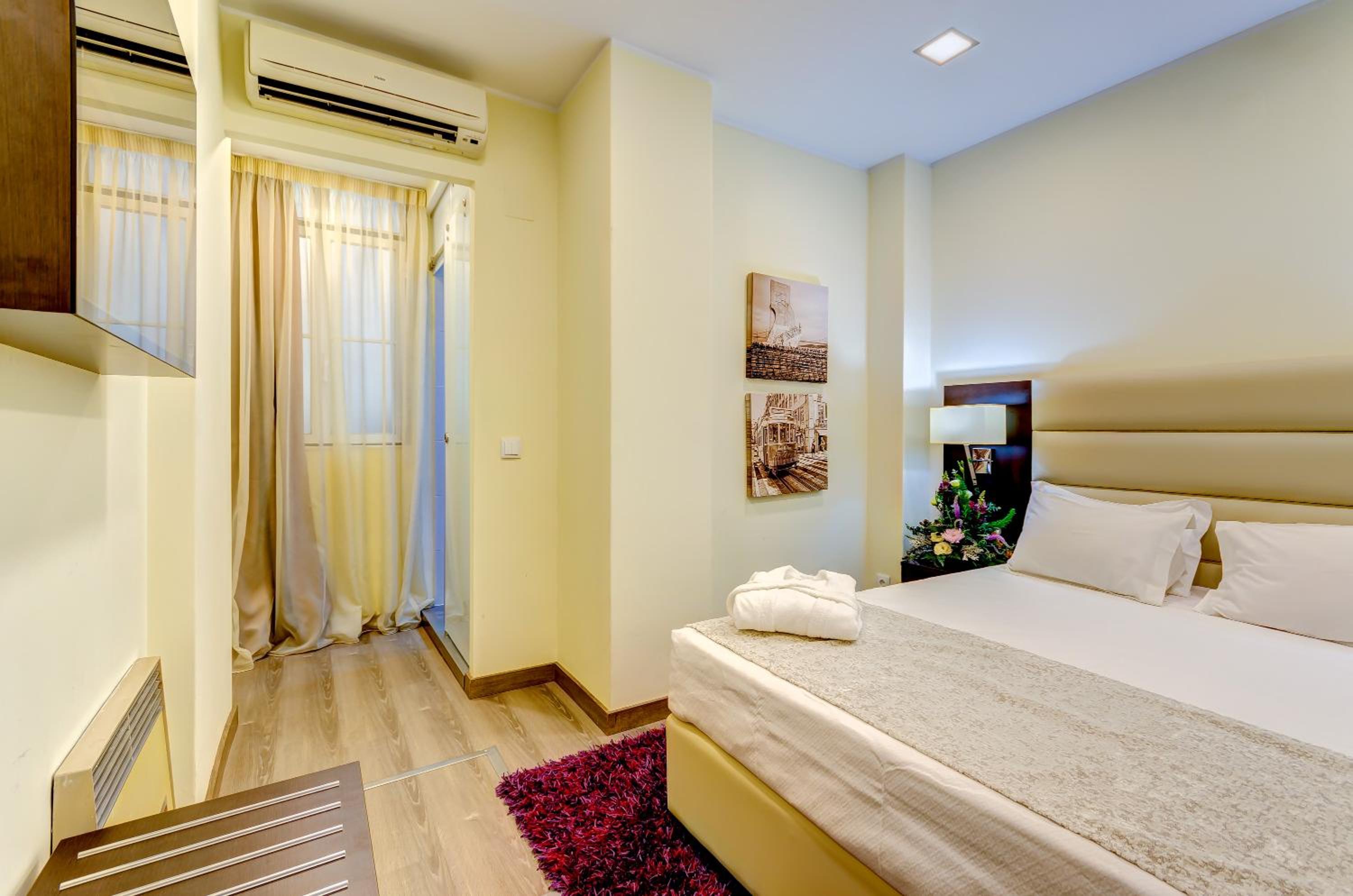 Single Room photo 2