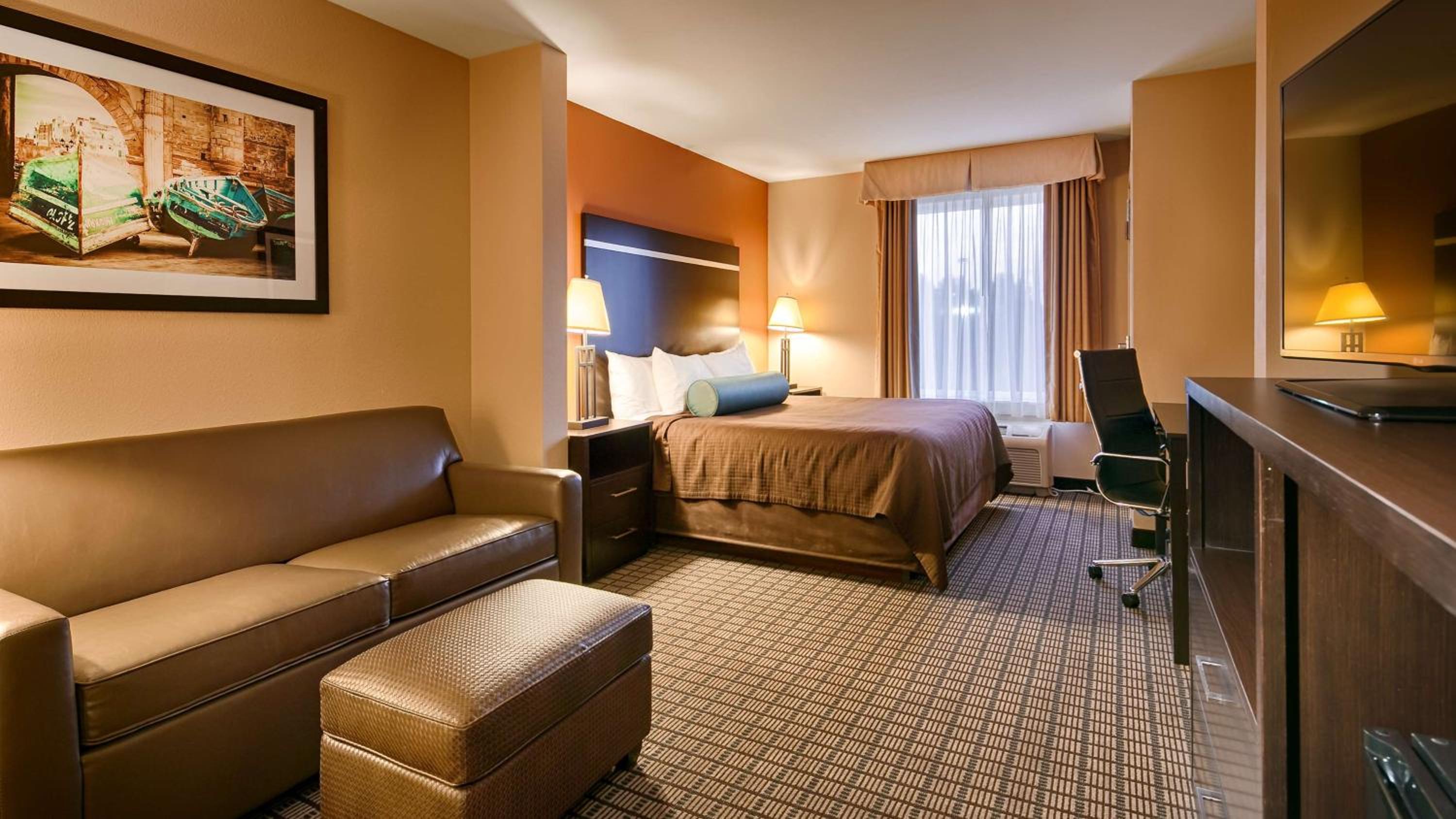 King Suite - Photo 1