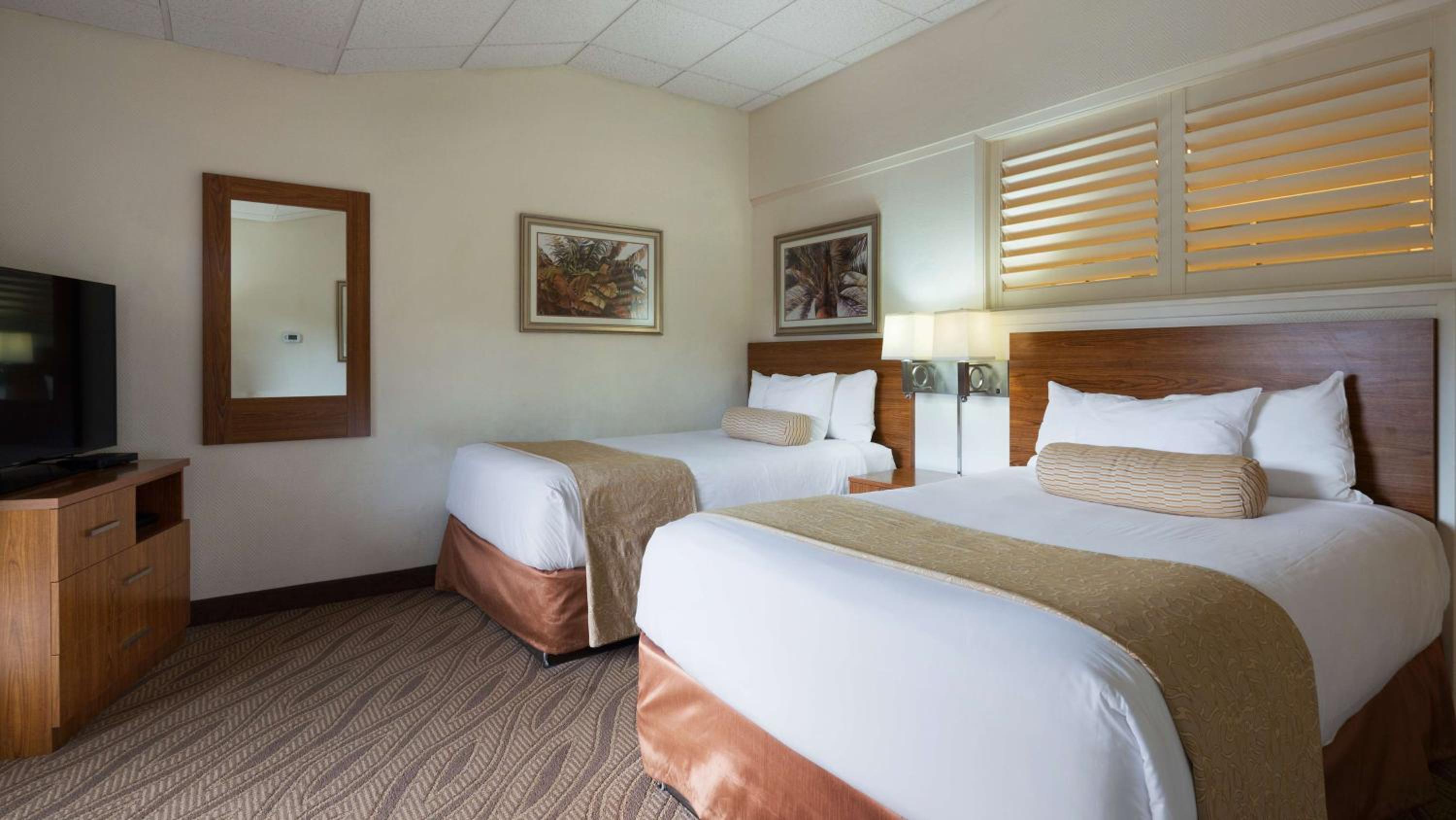 Double Room with Two Double Beds - Non-Smoking - Photo 2