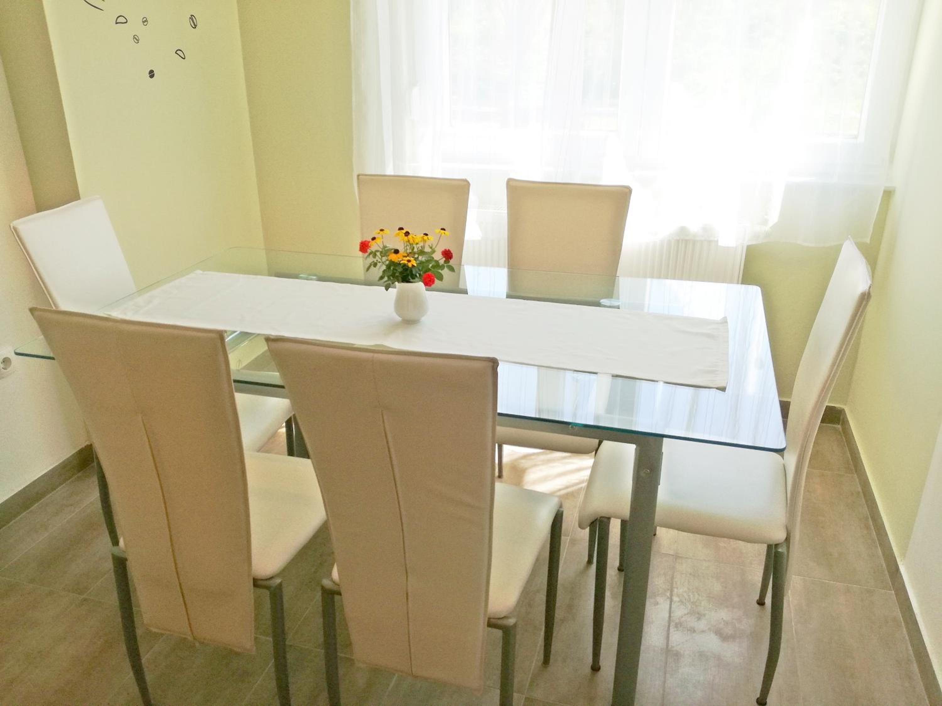 Apartment - Photo 3