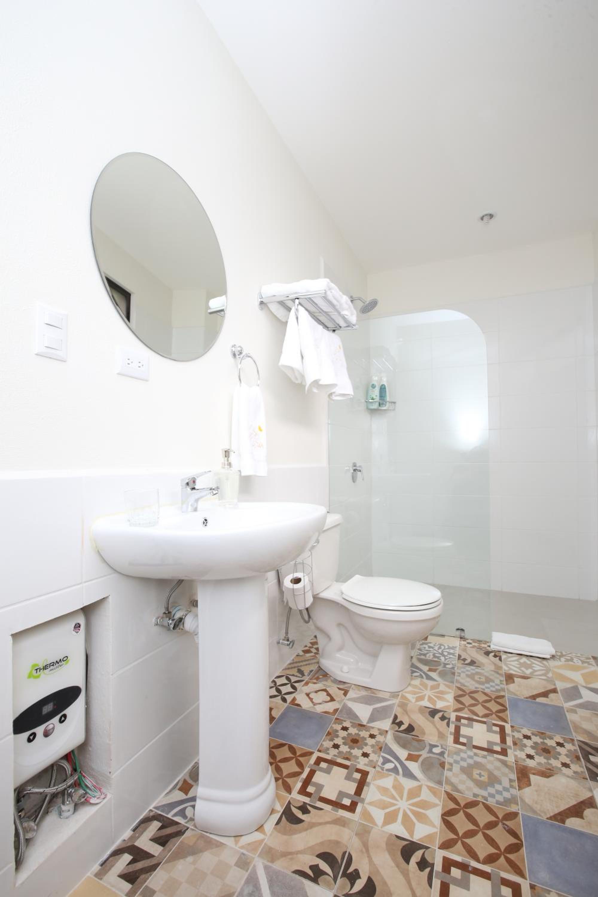 Economy Double Room photo 2