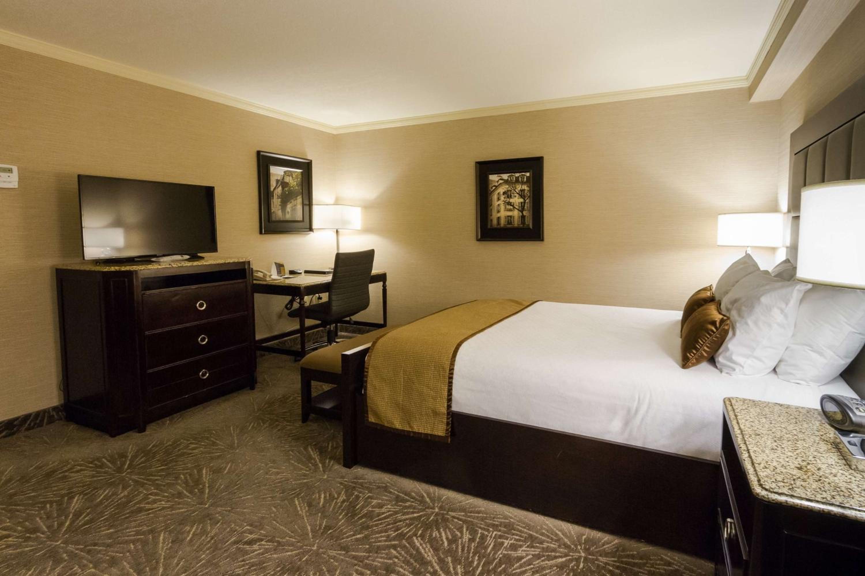 King Room - Non-Smoking