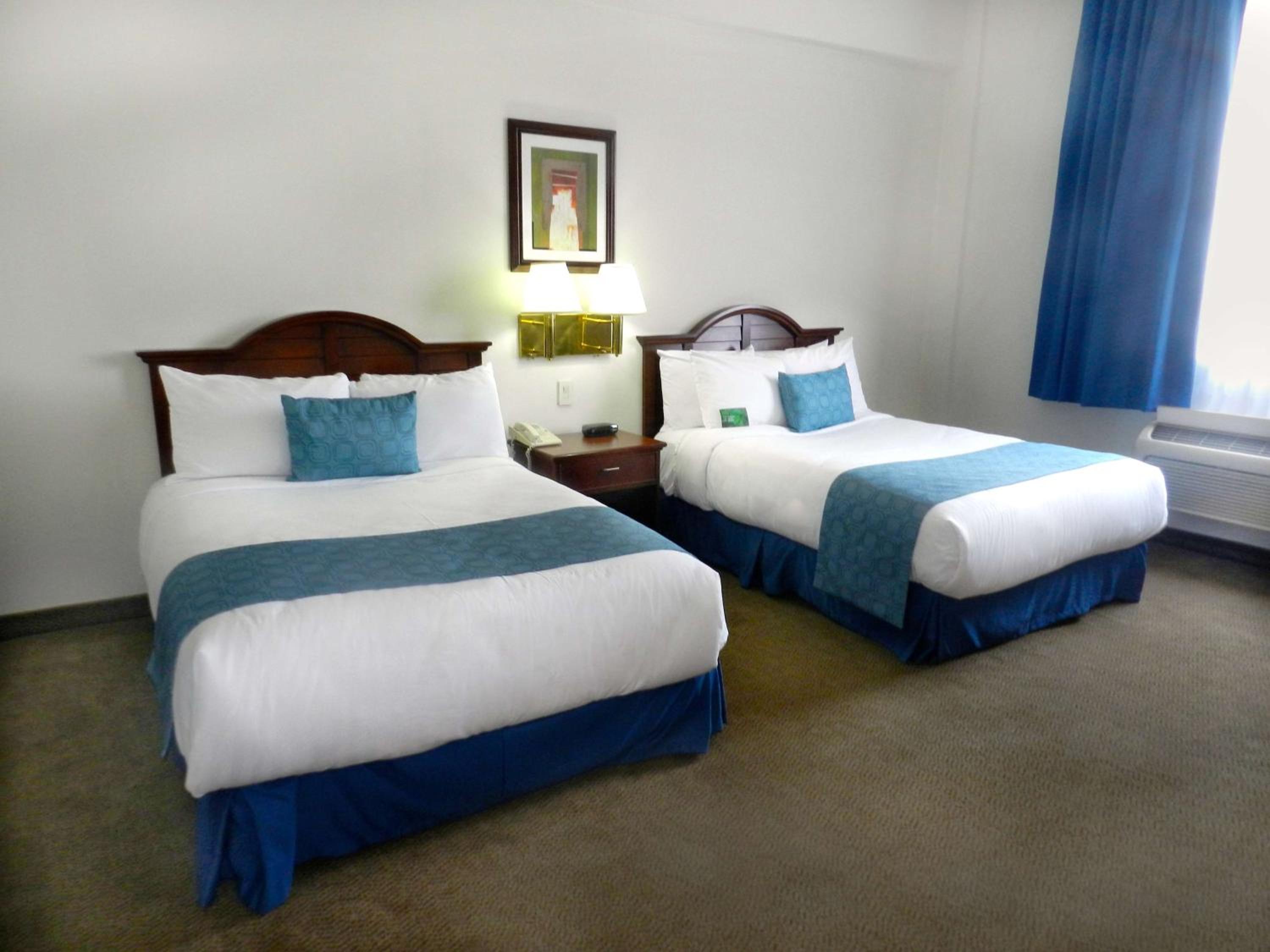 Suite with Two Double Beds - Non-Smoking