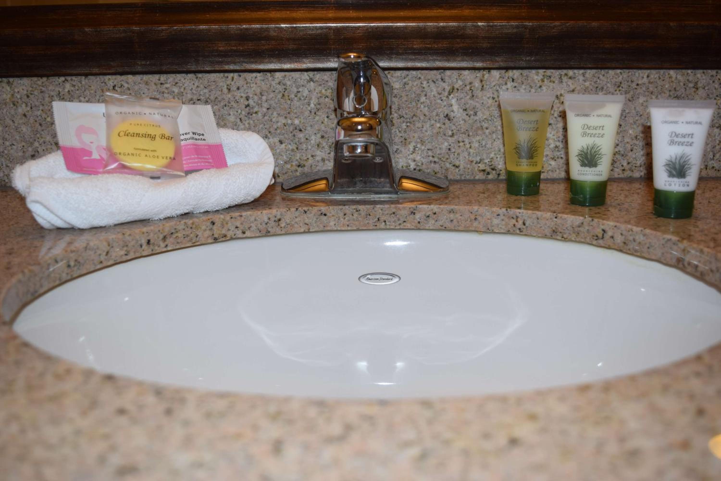 King Suite - Photo 2